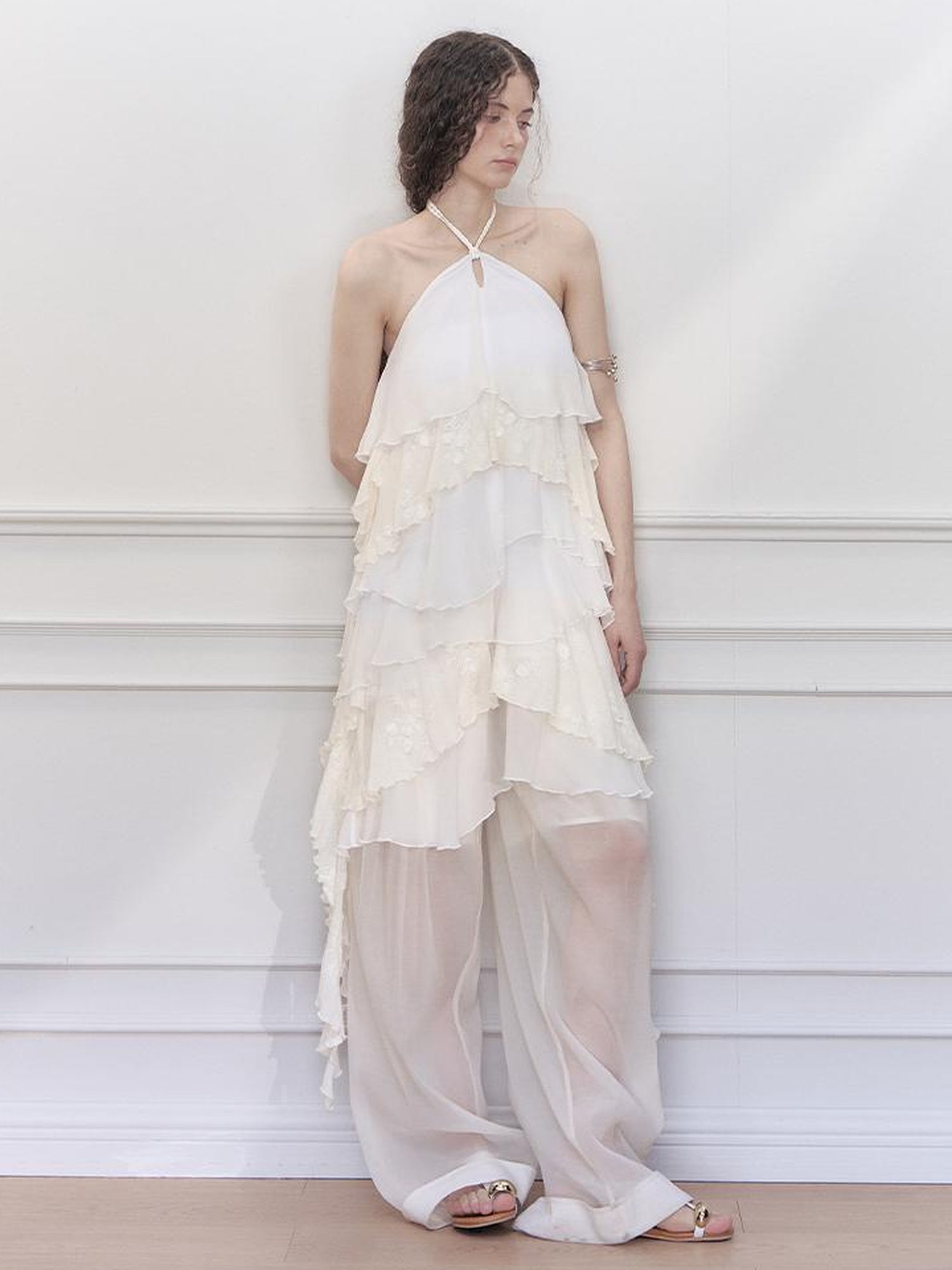 AnnoMundi Floral Embroidered Sheath Chiffon Mini Dress V Neck