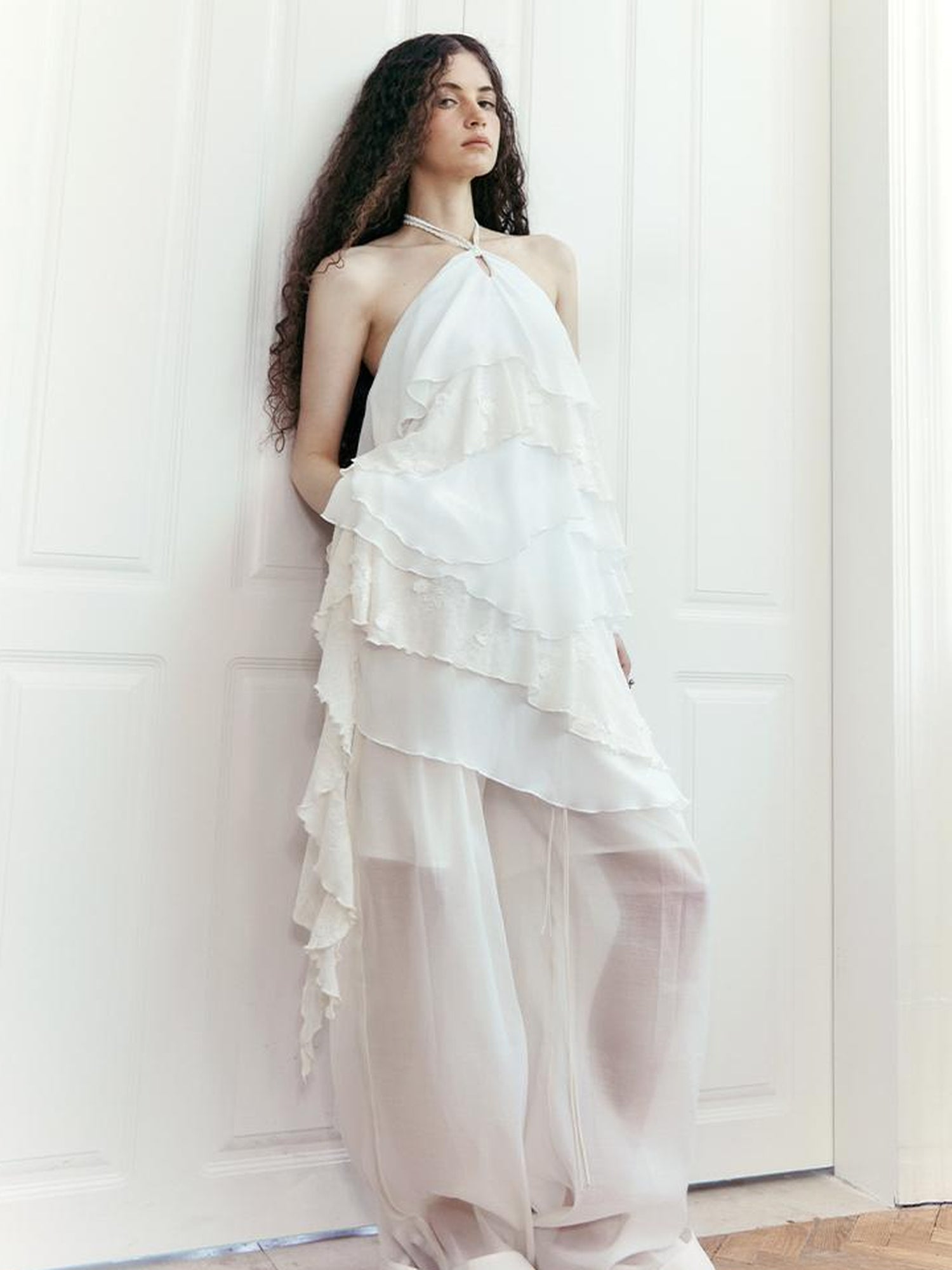 AnnoMundi Floral Embroidered Sheath Chiffon Mini Dress V Neck
