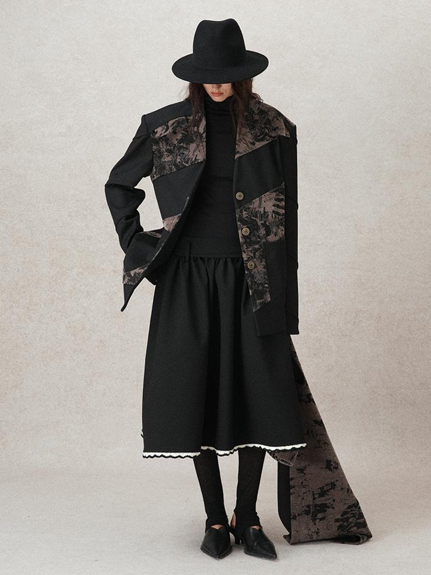 AnnoMundi Floral Embroidered Wool Knit Turtleneck Top