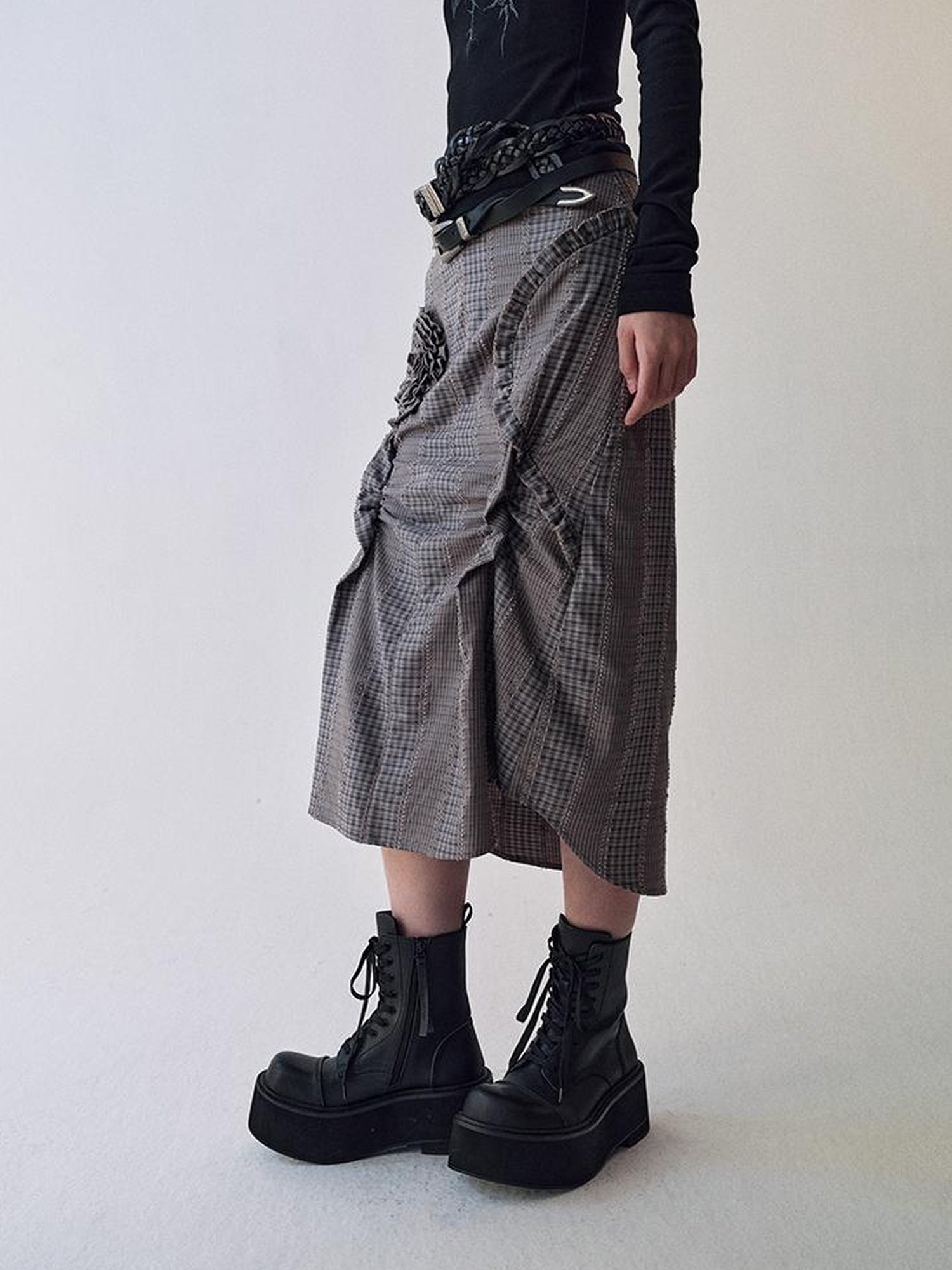 AnnoMundi Floral Pleat Checkered Shirt Skirt Set