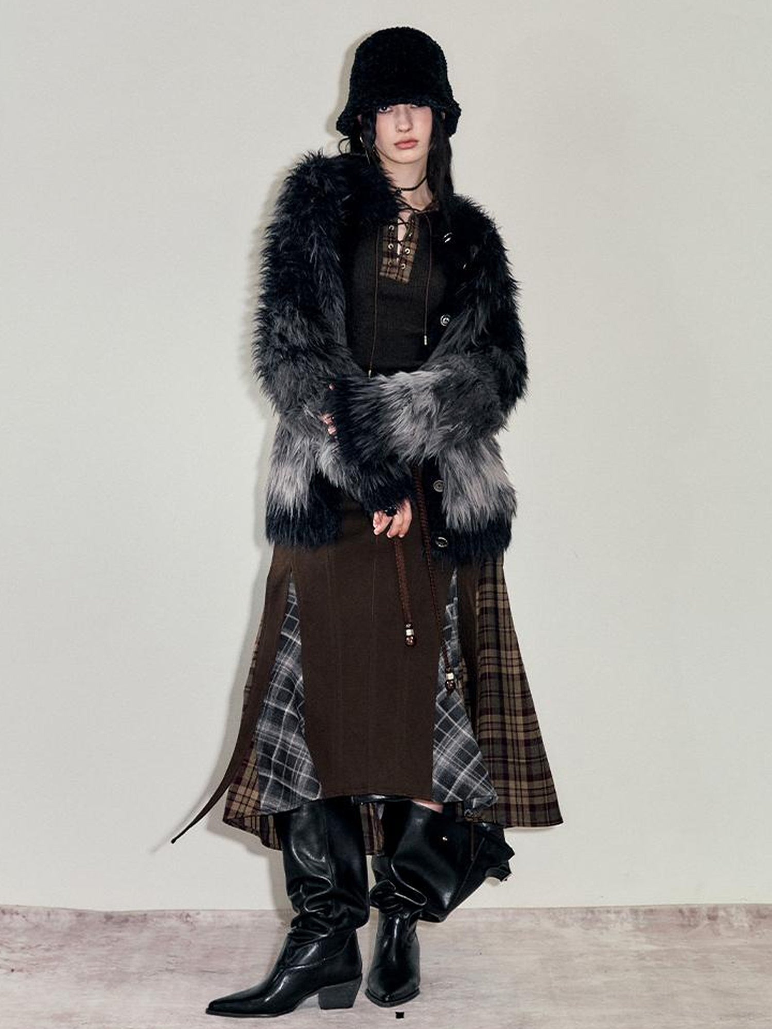 AnnoMundi Gradient Long Hair Cardigan With High Neck