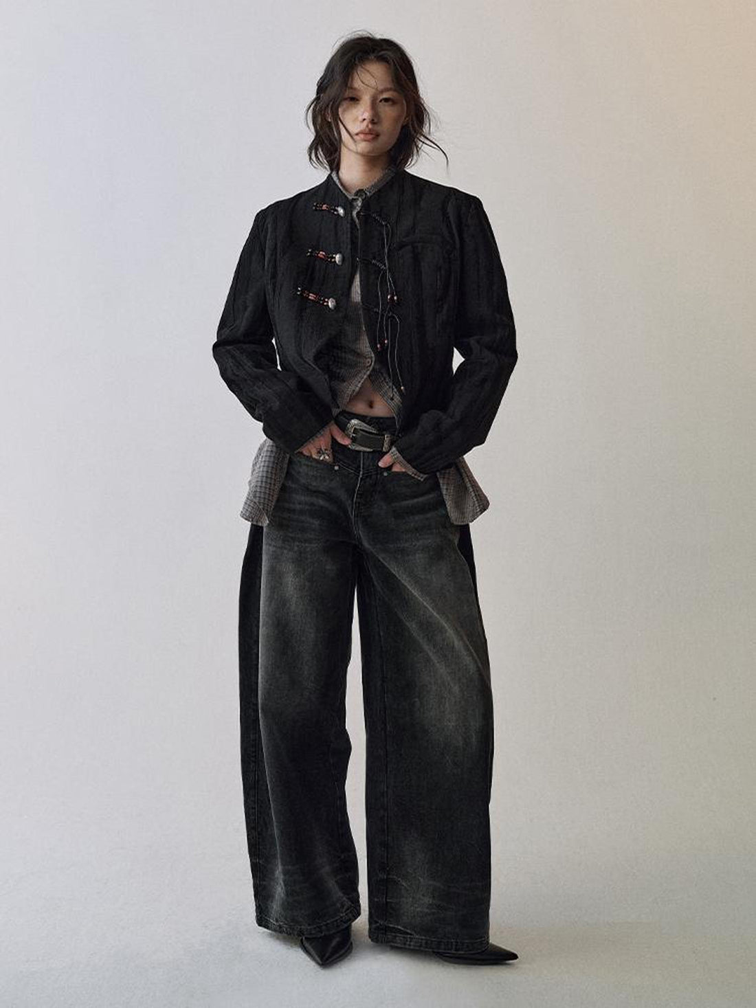 AnnoMundi Gradient Wash Distressed Denim Jeans