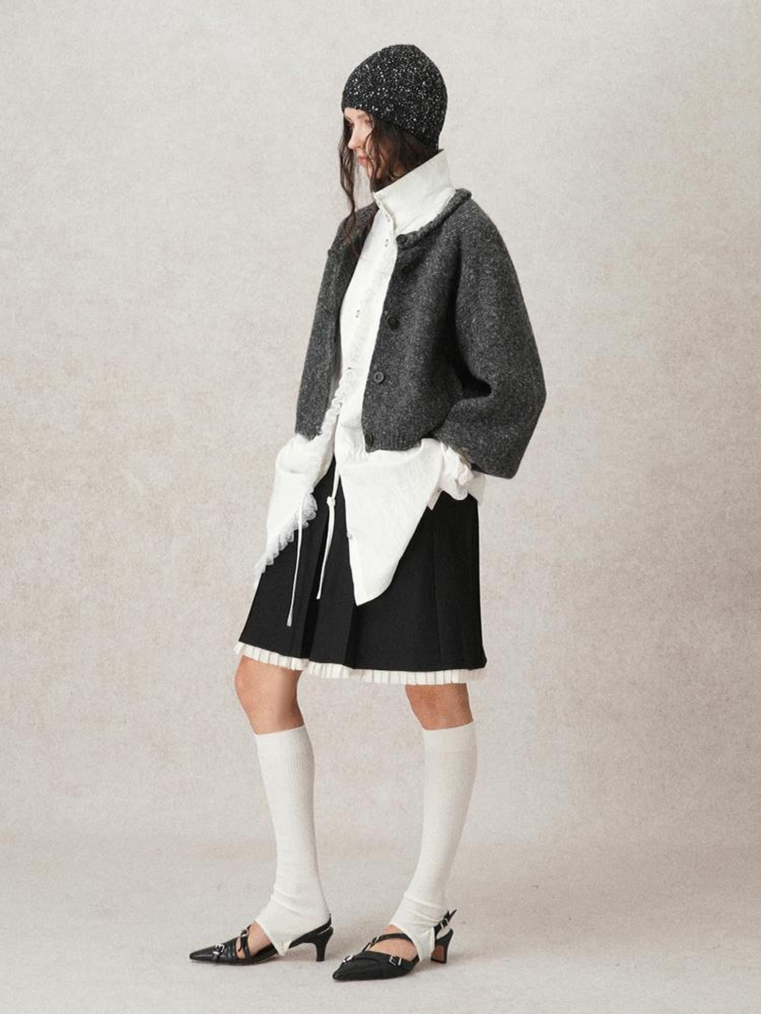AnnoMundi Hand Knitted Cable Knit Cropped Cardigan Grey