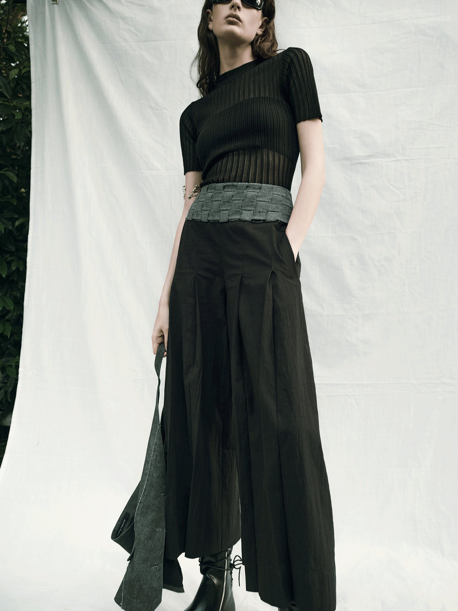 AnnoMundi Handwoven Wide Leg Cropped Trousers In Linen Blend