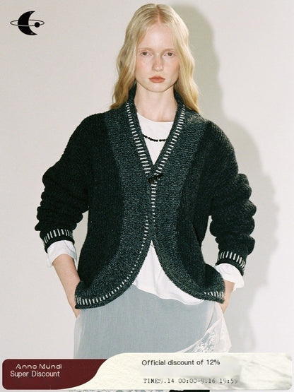 AnnoMundi_Horn_Button_Color_Block_Cape_Women&