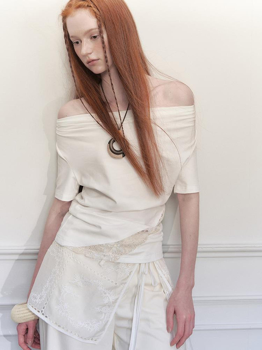 AnnoMundi Lace Trimmed Hollow Out Crop Top