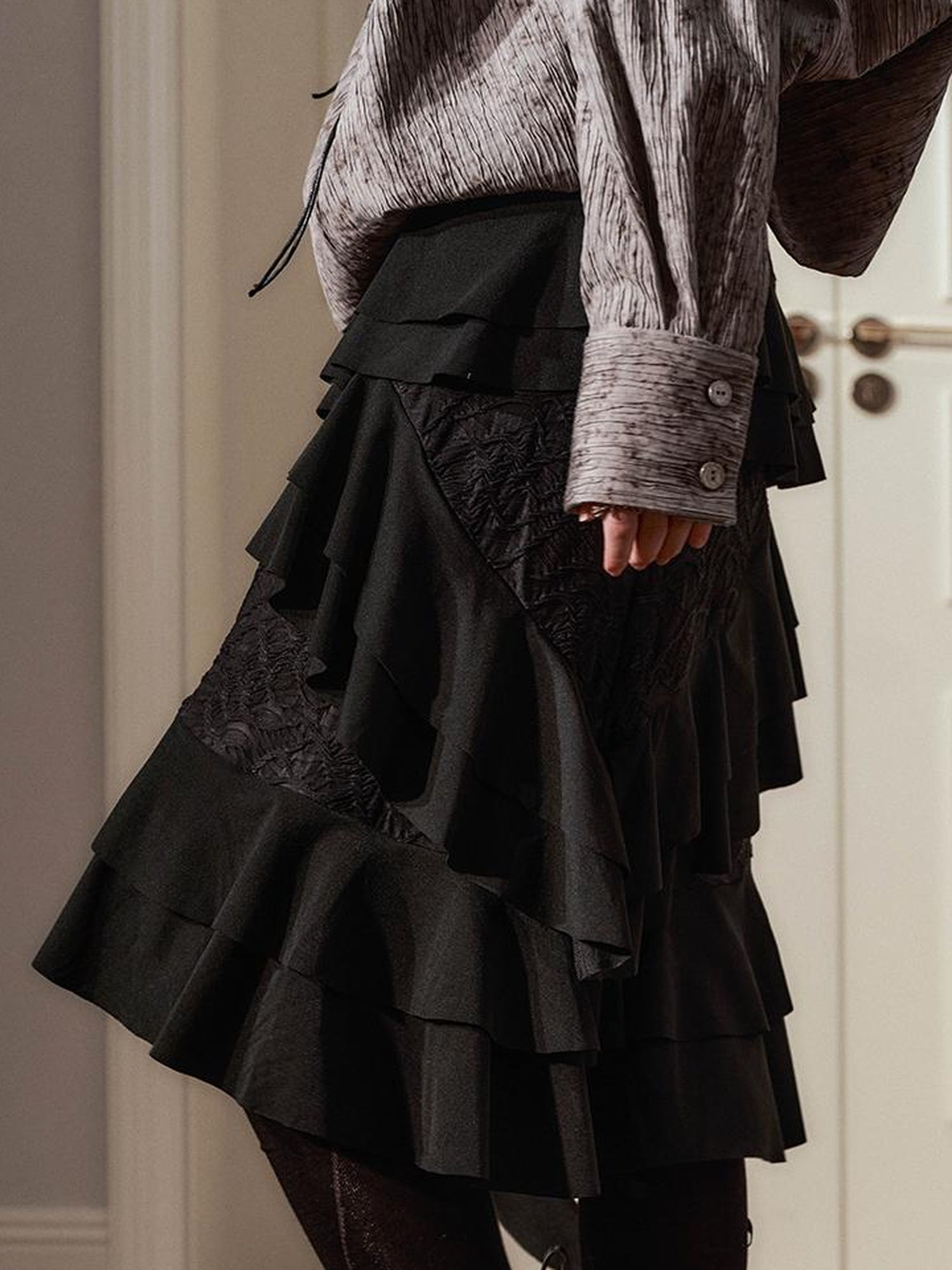 AnnoMundi Layered Lace Bow Tie Asymmetric Hem Skirt