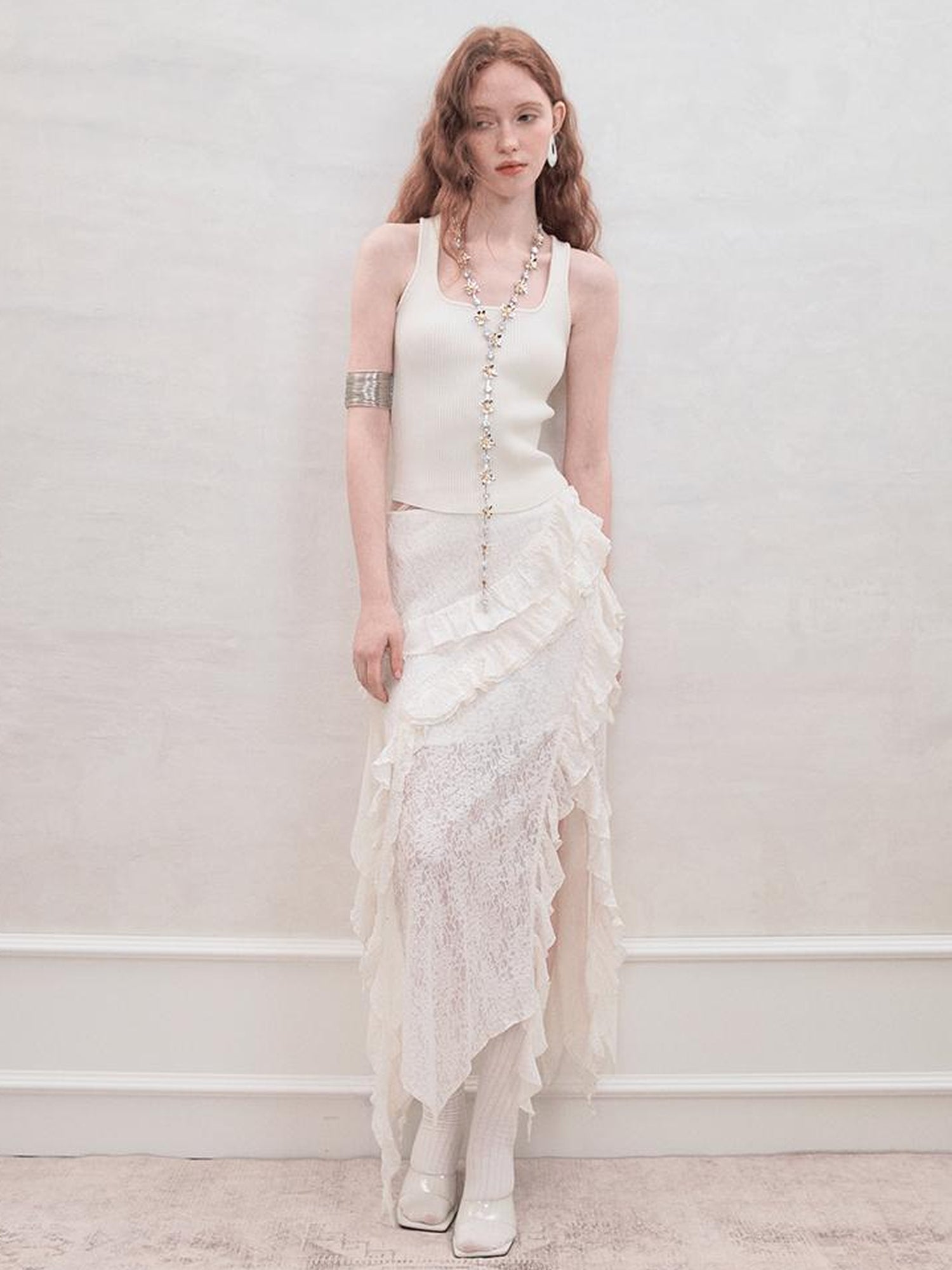 AnnoMundi Layered Romance Irregular White Midi Skirt