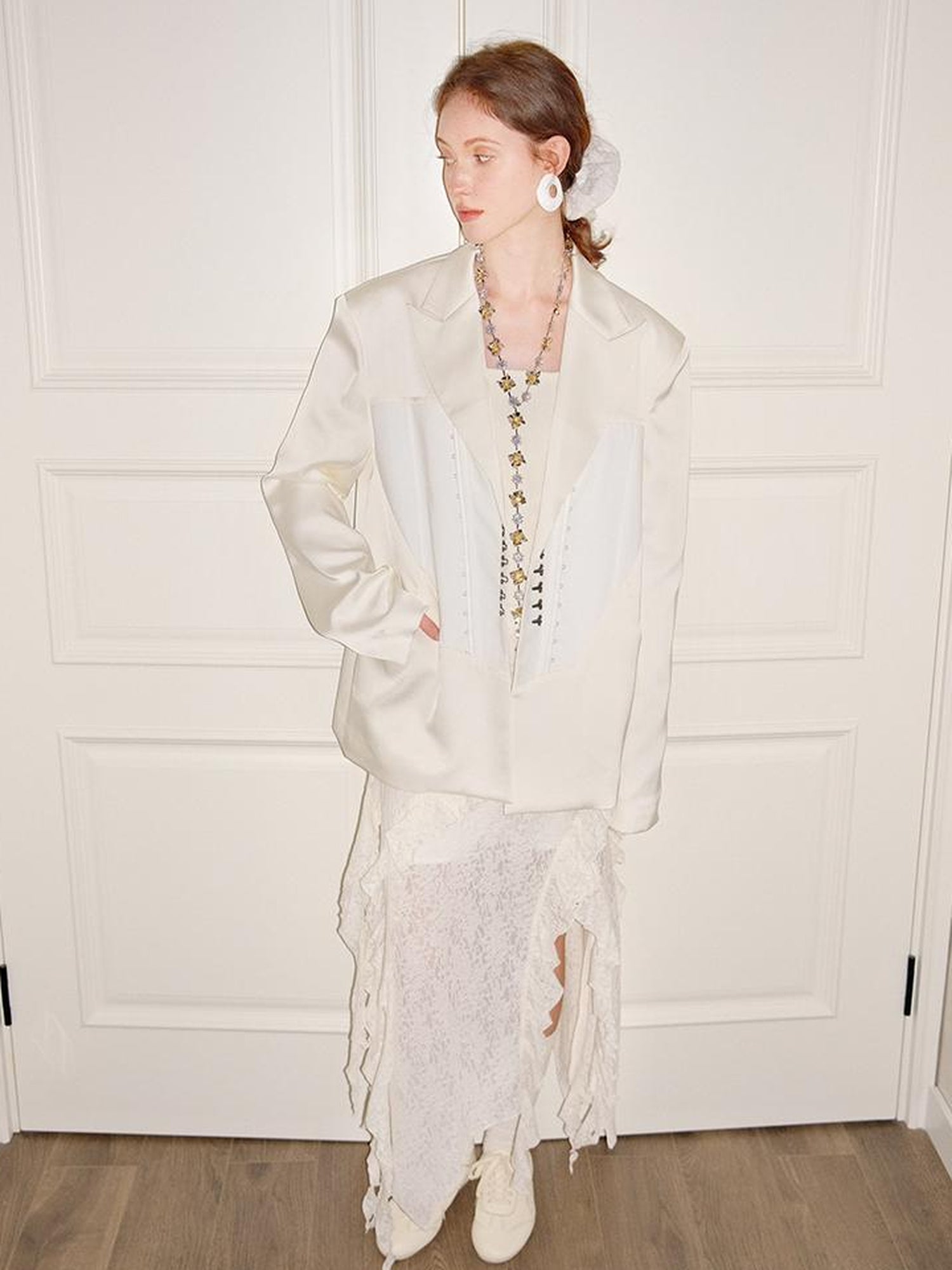 AnnoMundi Layered Romance Irregular White Midi Skirt