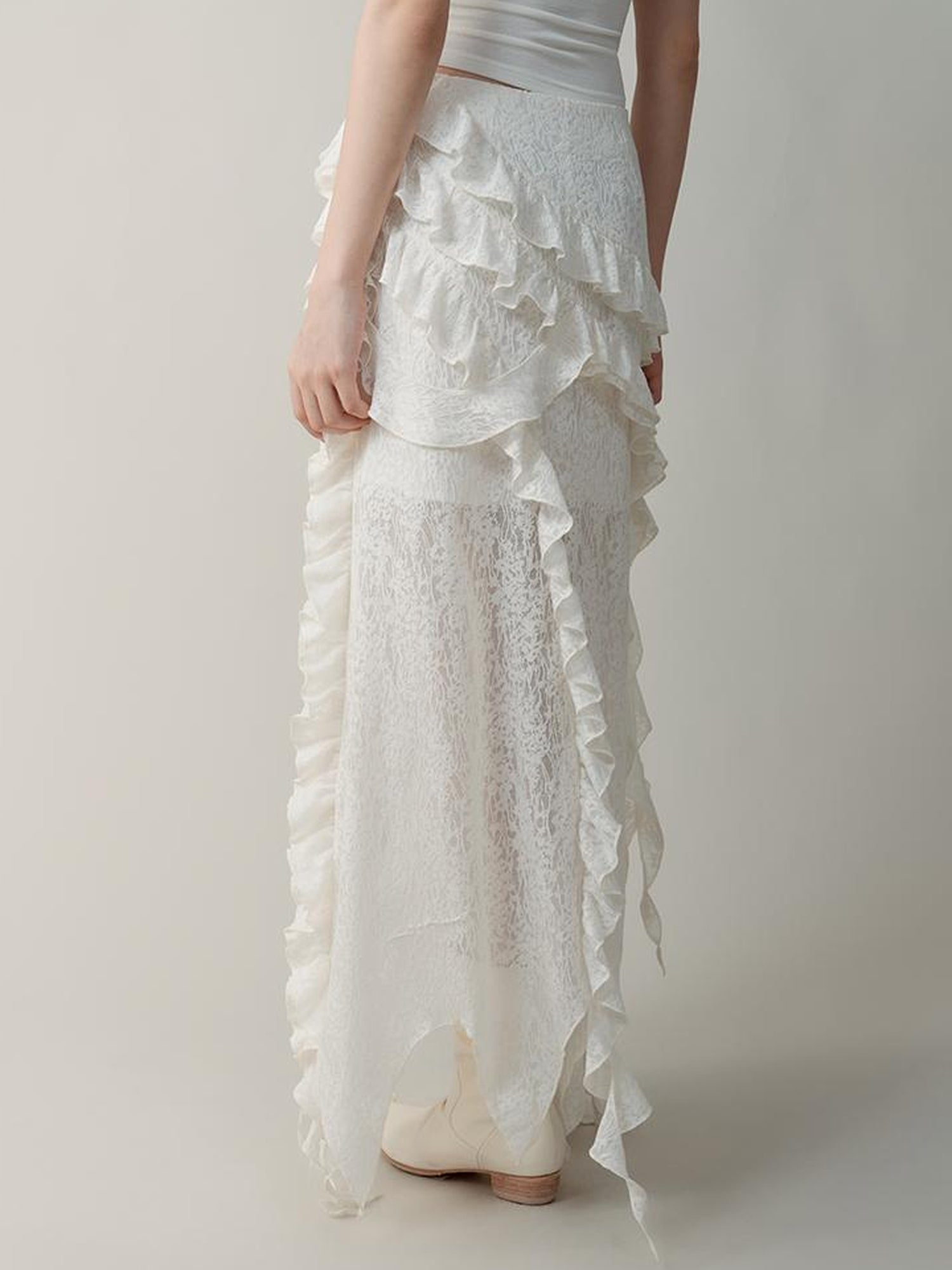 AnnoMundi Layered Romance Irregular White Midi Skirt