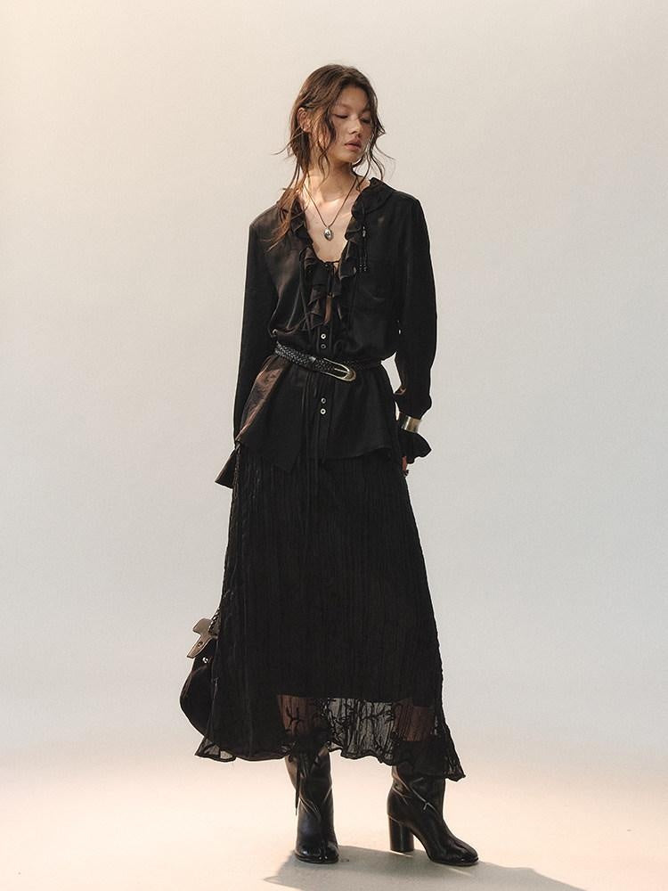 AnnoMundi Little Black Pleated Loose Fit Mid Waist Matte Polyester For Women Midi Skirts