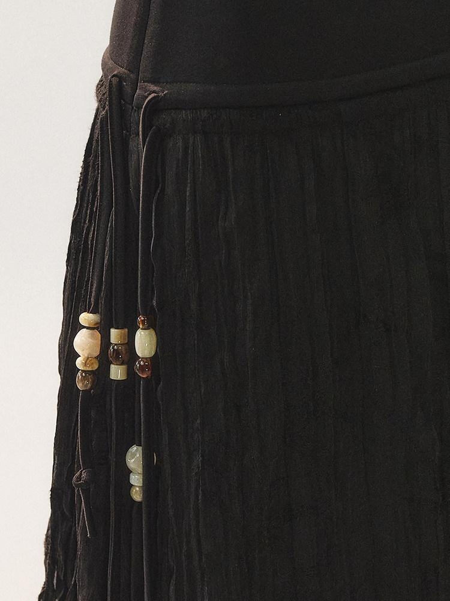 AnnoMundi Little Black Pleated Loose Fit Mid Waist Matte Polyester For Women Midi Skirts