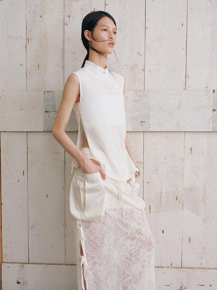 AnnoMundi Minimalist Double Layer Detachable Shoulder Stand Collar Women&