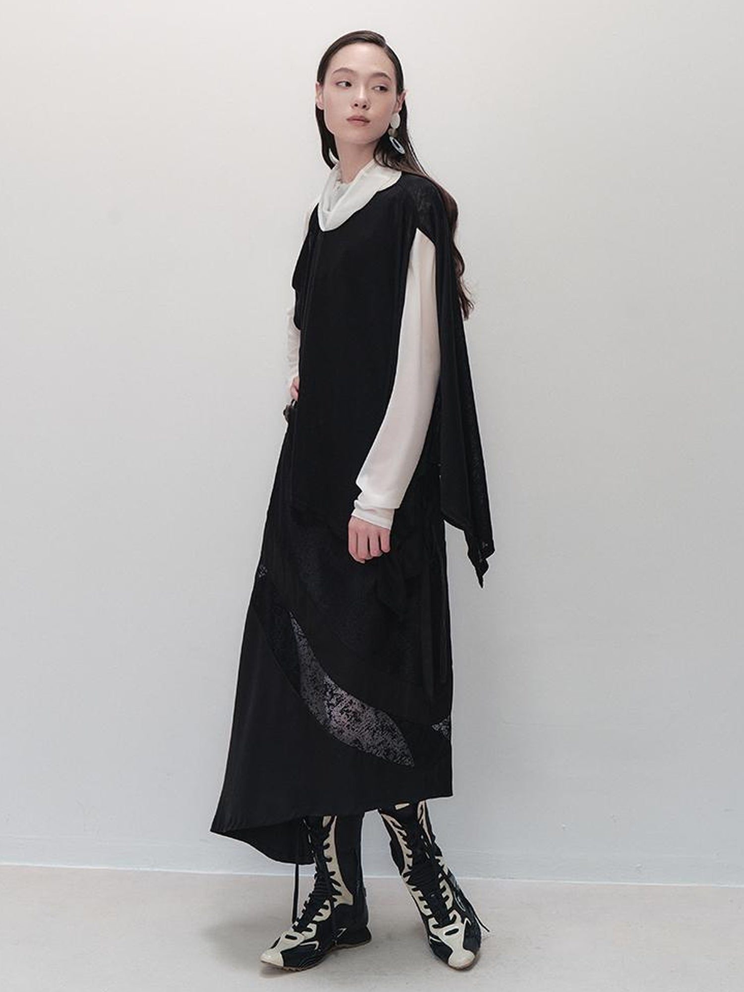 AnnoMundi Nightfall Edge Asymmetric Tunic V Neck T Shirt Long Sleeve
