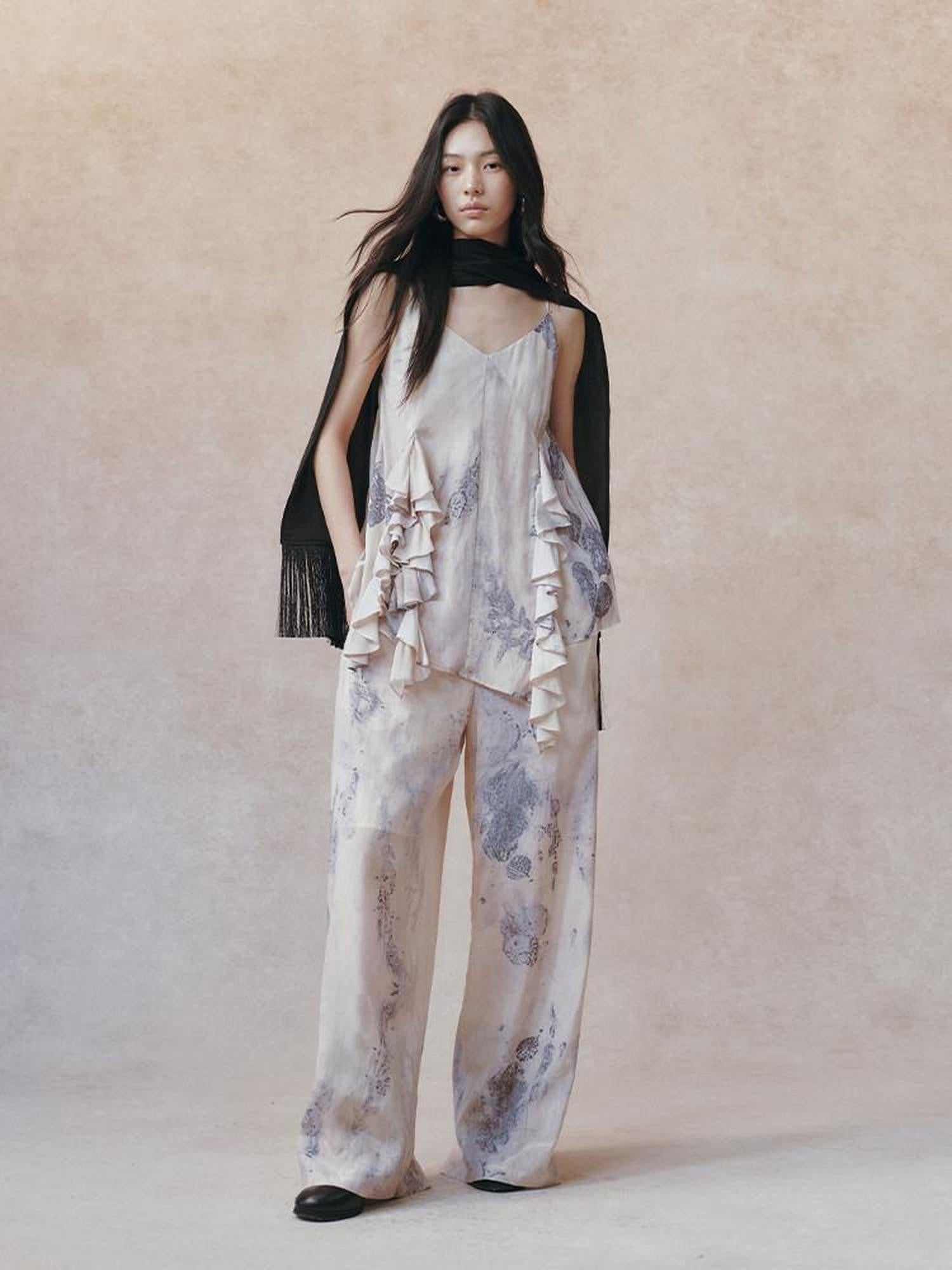 AnnoMundi Ombre Ink Wash Floral Irregular Ruffle Women&