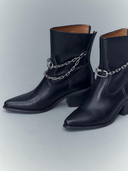 AnnoMundi Pointed Toe Chain Chelsea Boots Matte Leather Ankle Boots