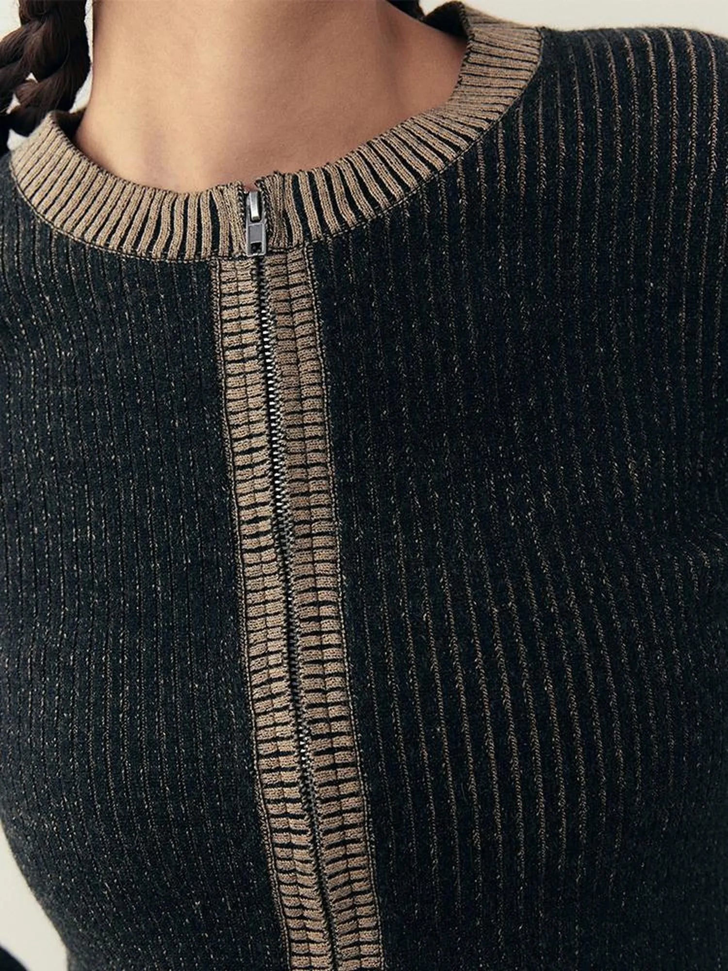 Retro Slim Fit Short Knit Cardigan