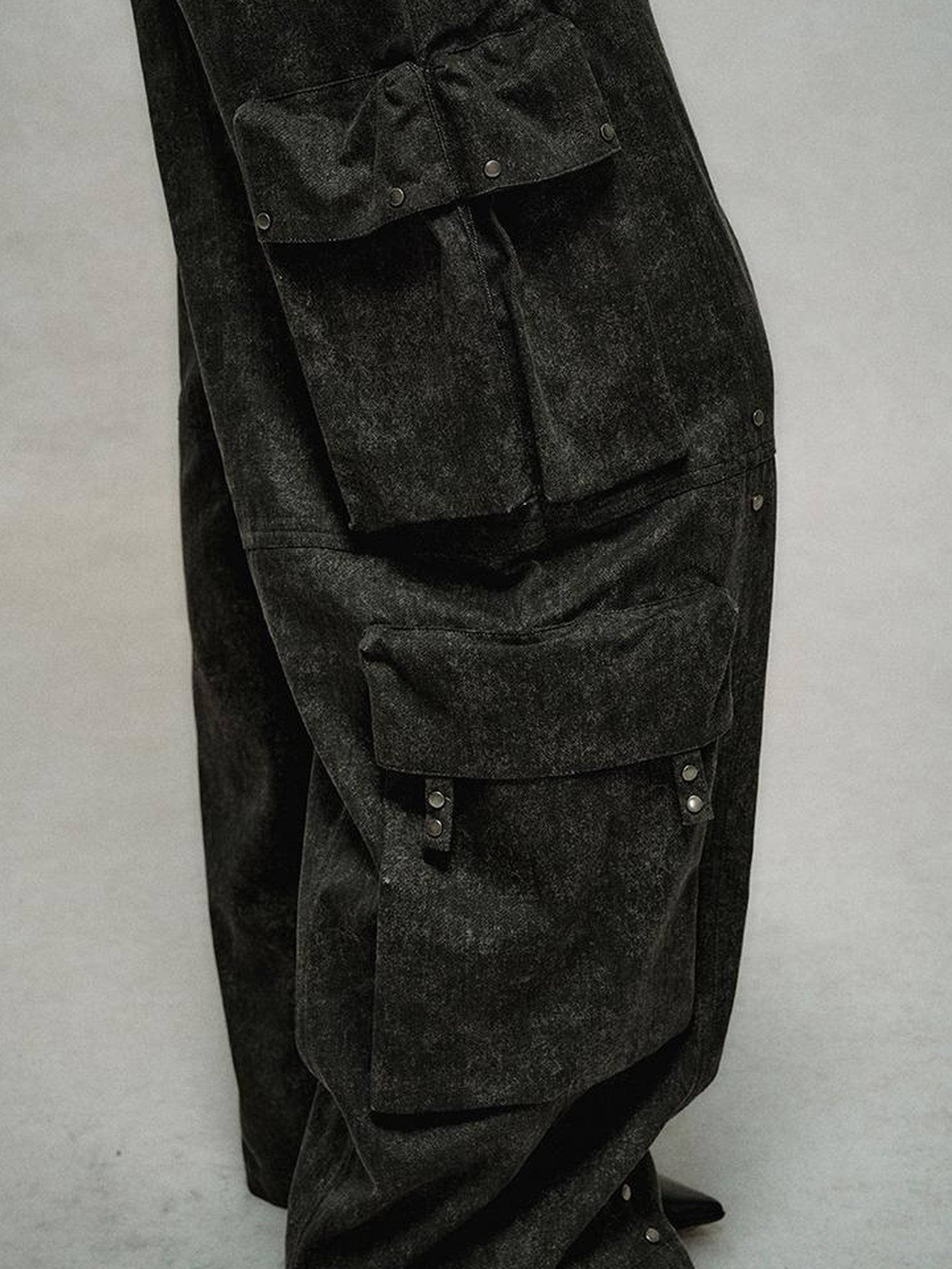 AnnoMundi Rivet Detail Cargo Pants With Punk Retro Style