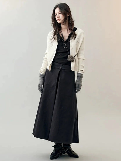 AnnoMundi Rooted Tides Crochet Case Necklace