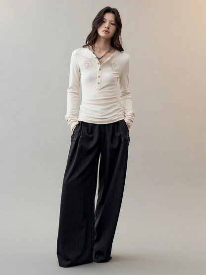 AnnoMundi Rooted Wings Embroidered V-neck T-shirt Long Sleeve T-shirt