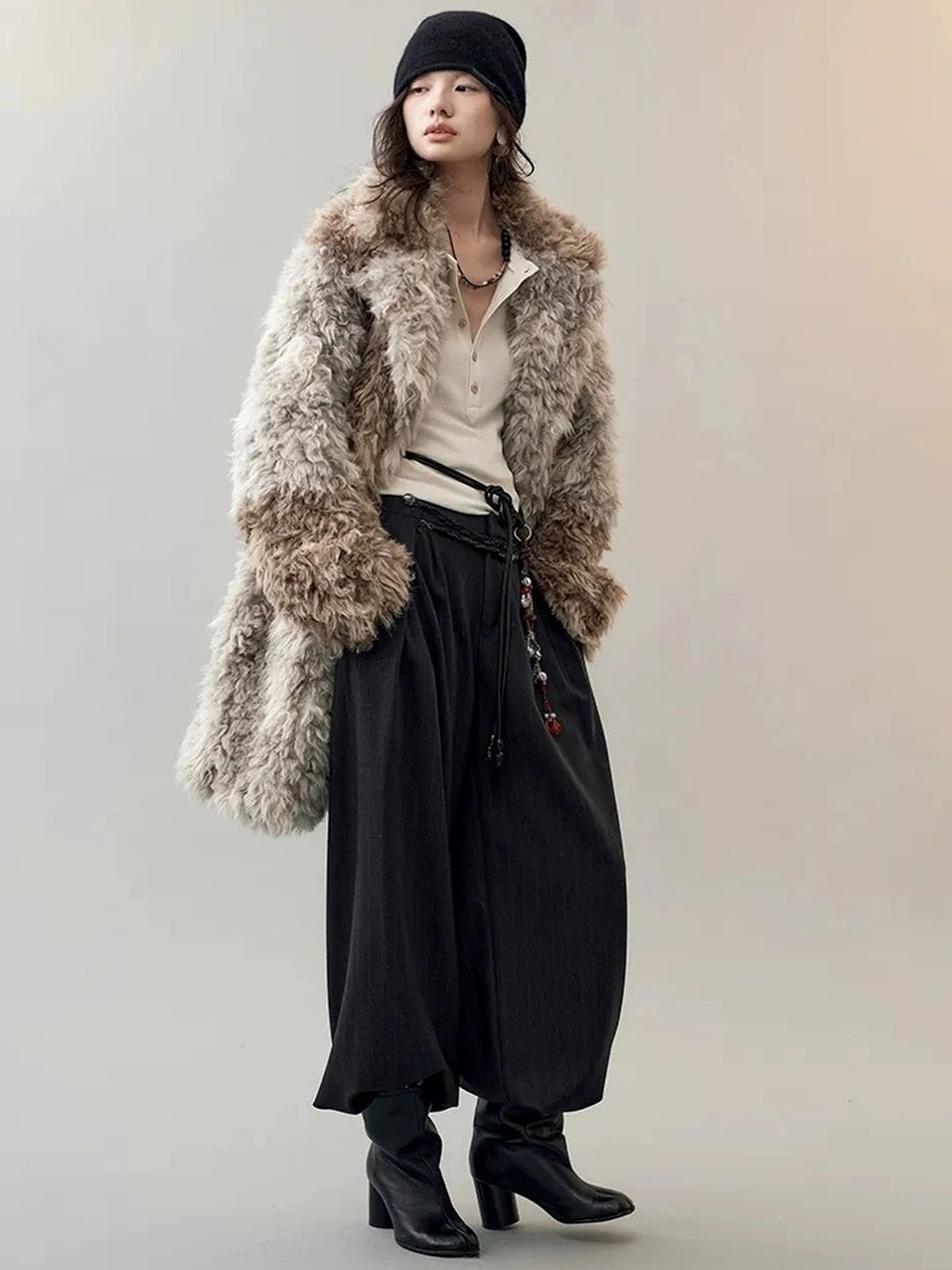 AnnoMundi Rooted Wings Embroidered V-neck T-shirt Long Sleeve T-shirt