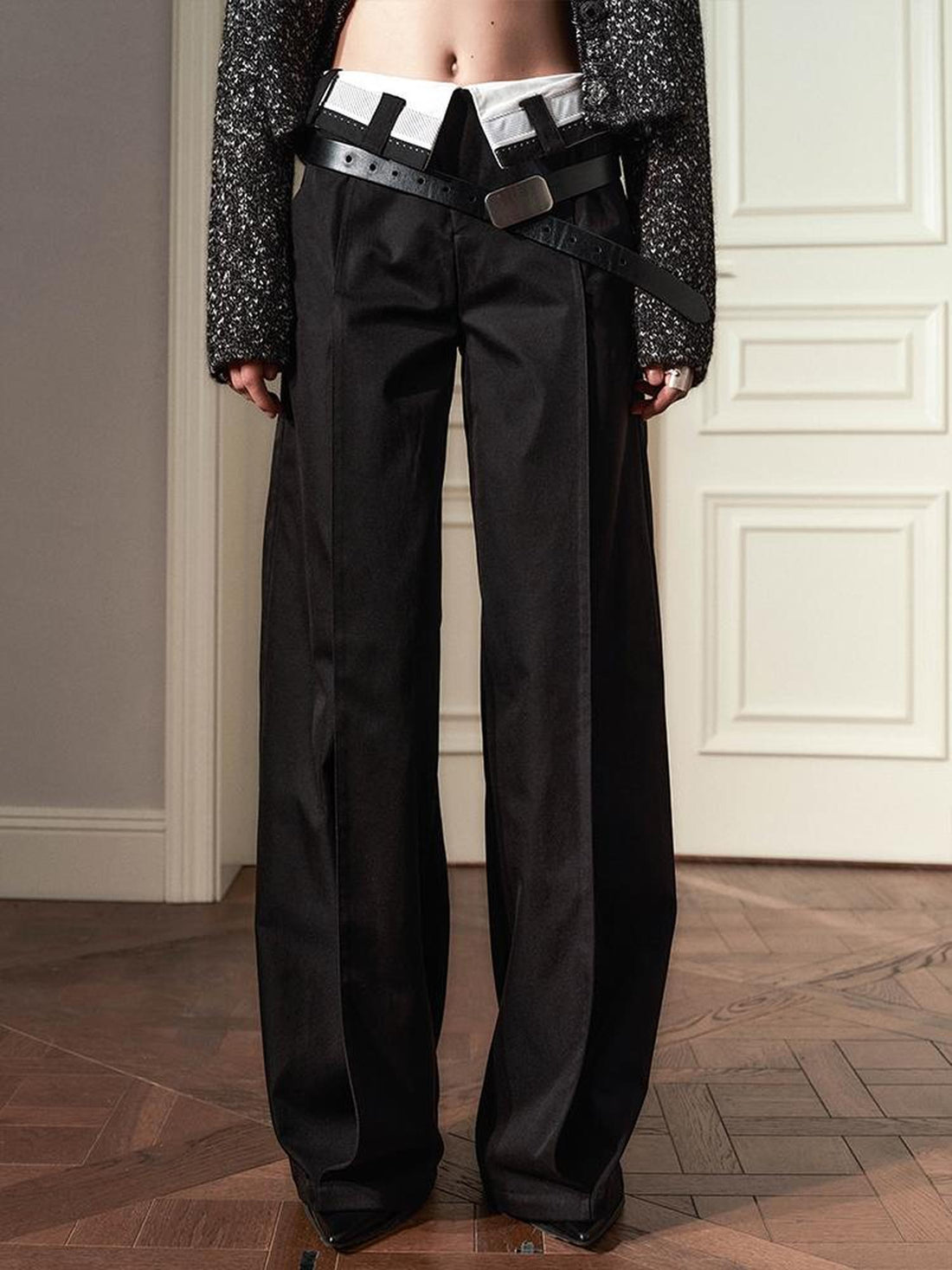 AnnoMundi Sanyu Inspired Flared Trousers With Folded Waist