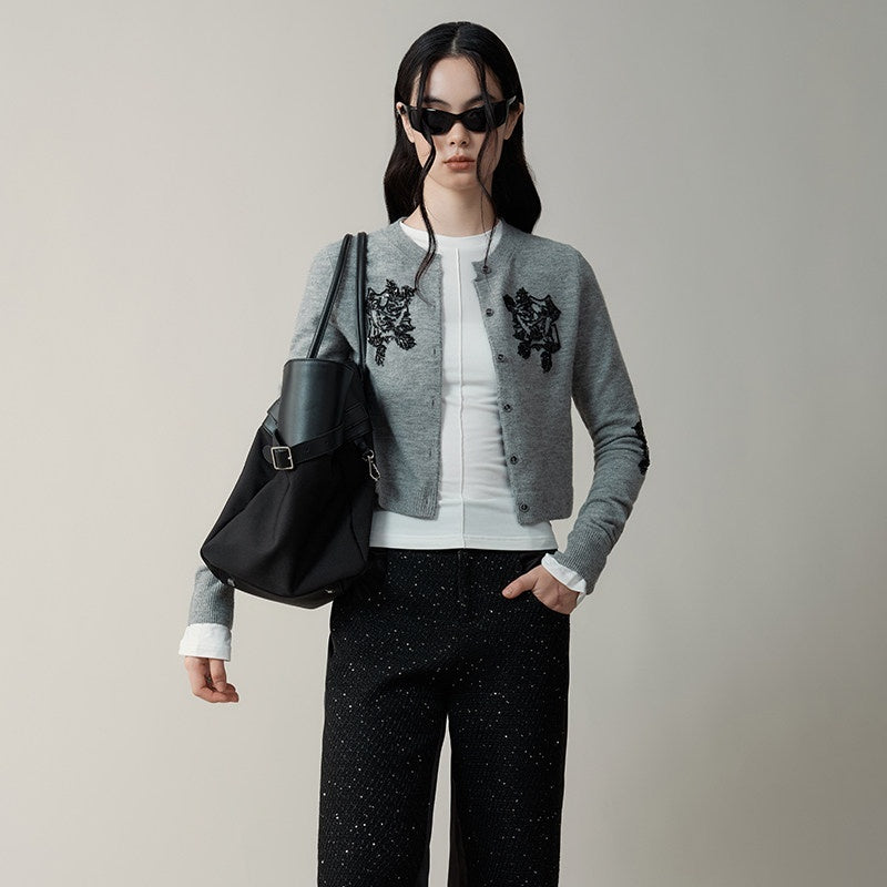 AnnoMundi Sequin Embellished 3D Embroidered Round Neck Women&