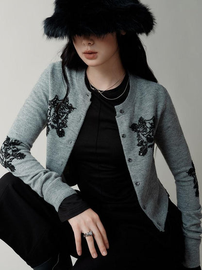 AnnoMundi Sequin Embellished 3D Embroidered Round Neck Women&