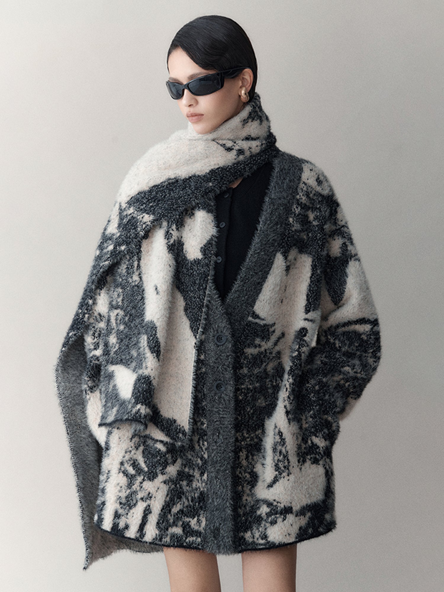 AnnoMundi Shadow Bloom Loose Knit Cardigan Coat