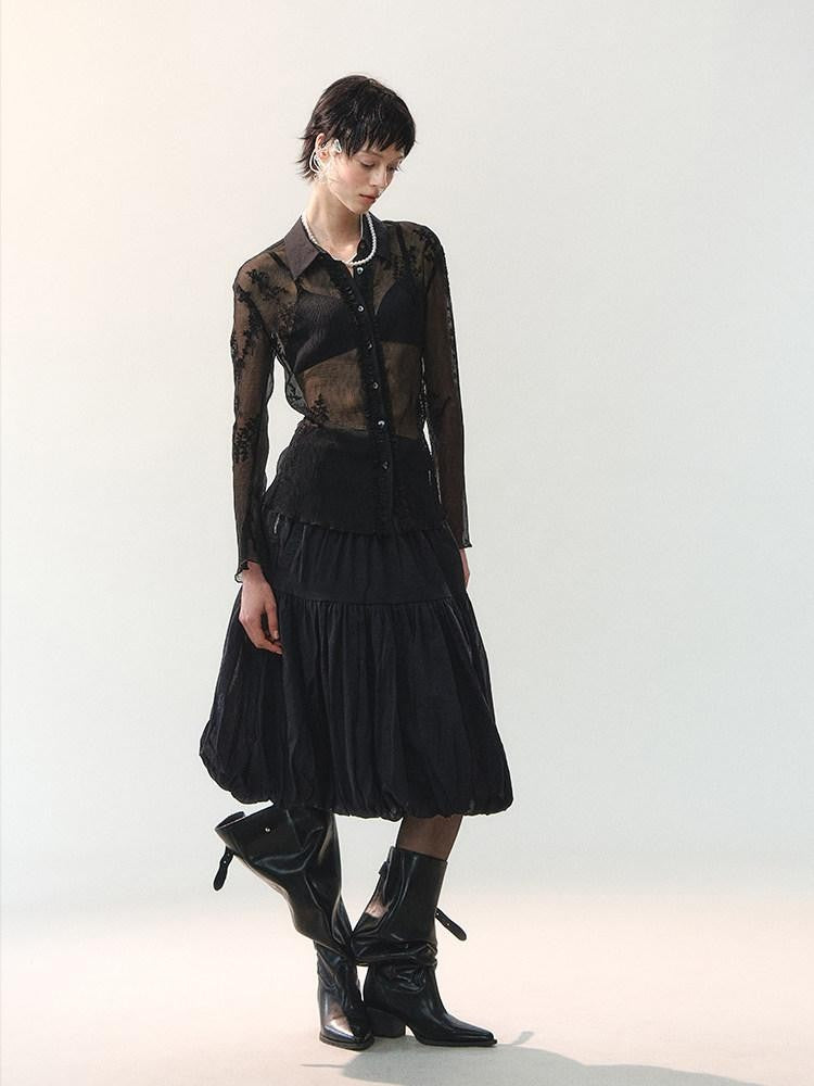 AnnoMundi Sheer Floral Ruffle Edge Turndown Collar Shell Button Women&