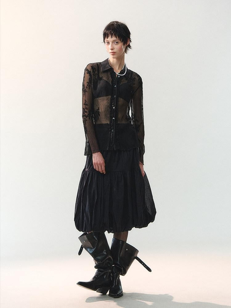 AnnoMundi Sheer Floral Ruffle Edge Turndown Collar Shell Button Women&