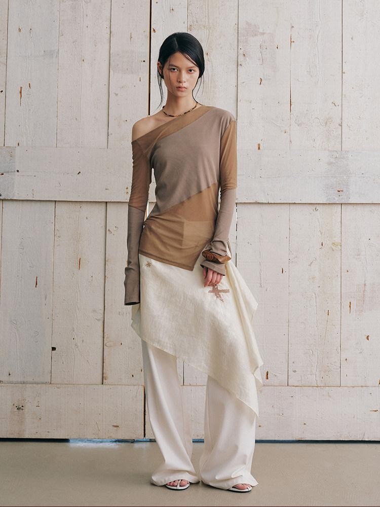 AnnoMundi Soft Shoulder Panelled Asymmetric Neck Women&