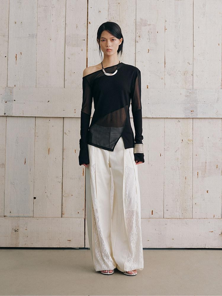 AnnoMundi Soft Shoulder Panelled Asymmetric Neck Women&