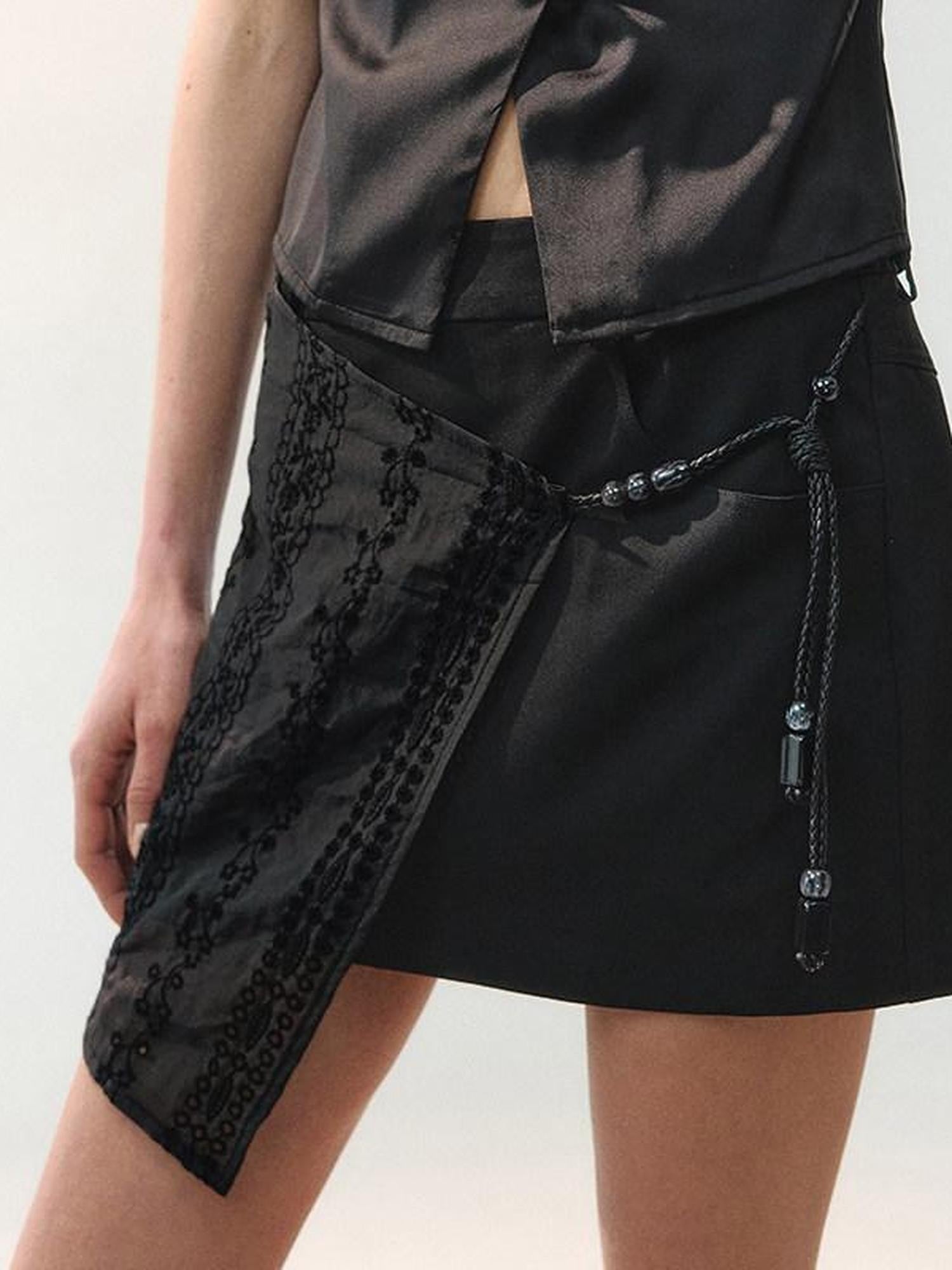 AnnoMundi Spliced Fabric Layered Hem Beaded Women&
