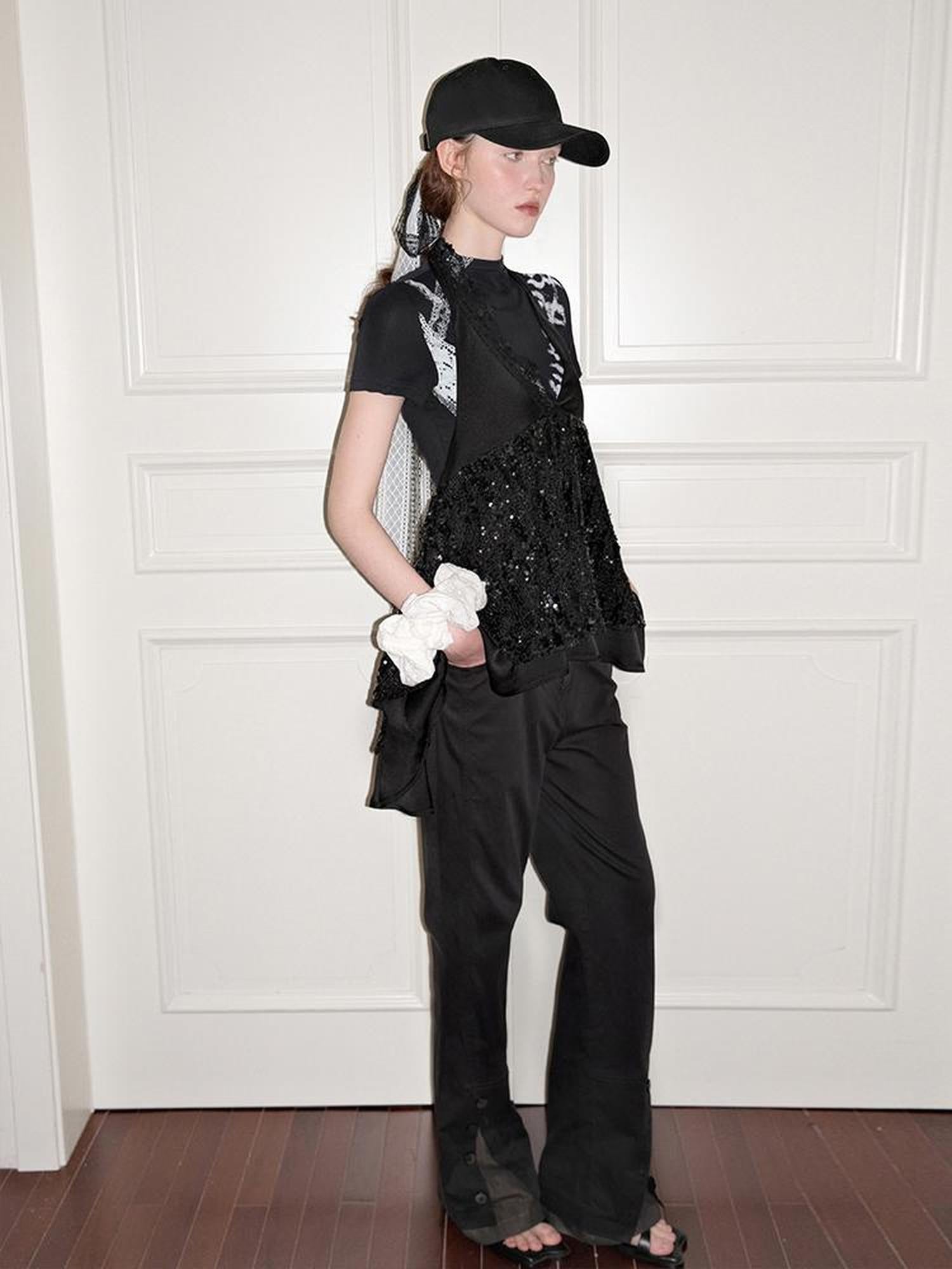AnnoMundi Straight Leg Cargo Pants With Dual Waist