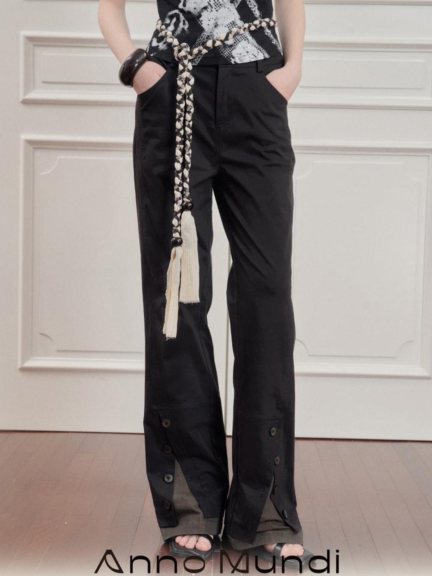 AnnoMundi Straight Leg Cargo Pants With Dual Waist