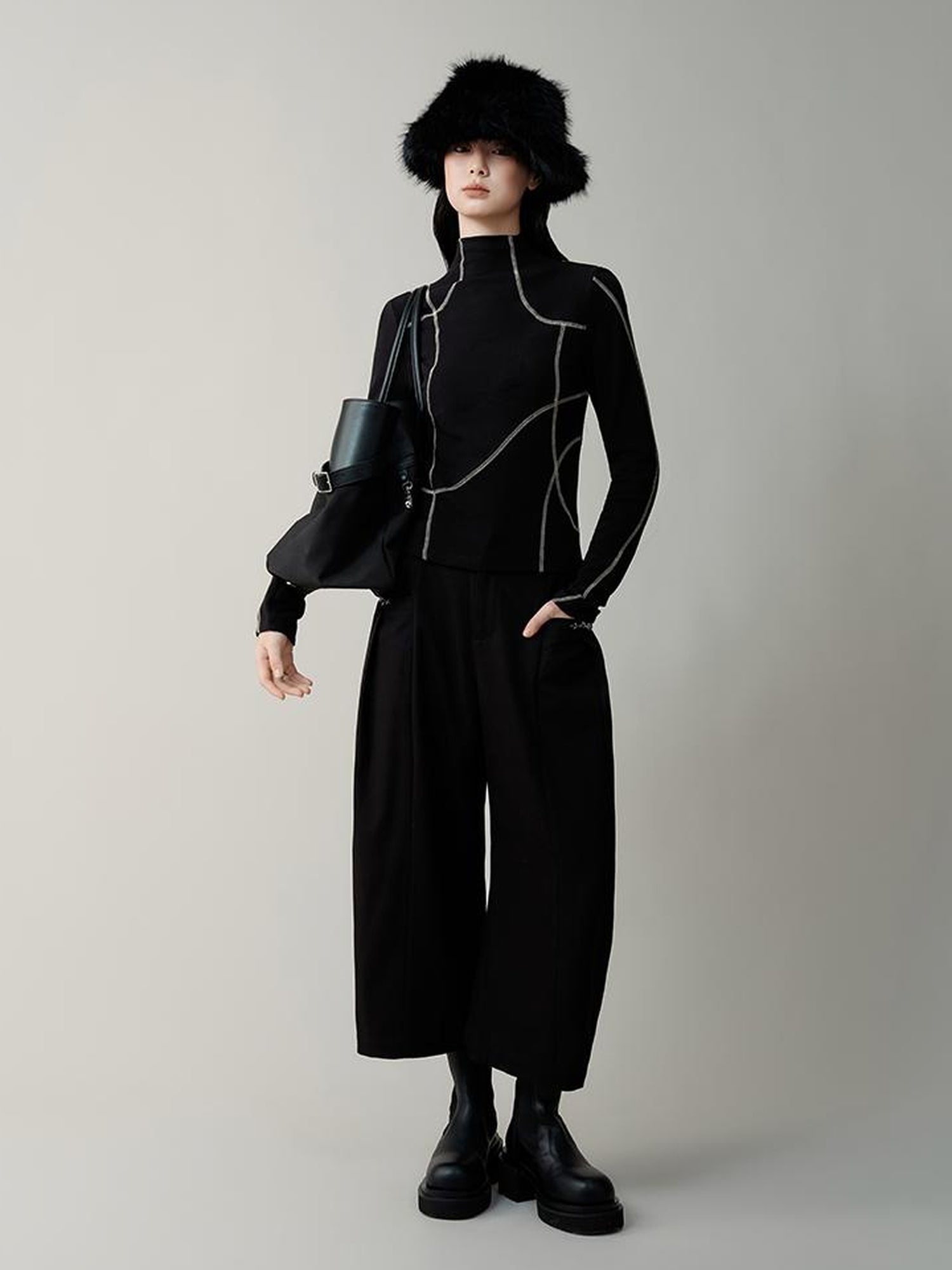 AnnoMundi Streamlined Metallic Rose Pleated Culottes