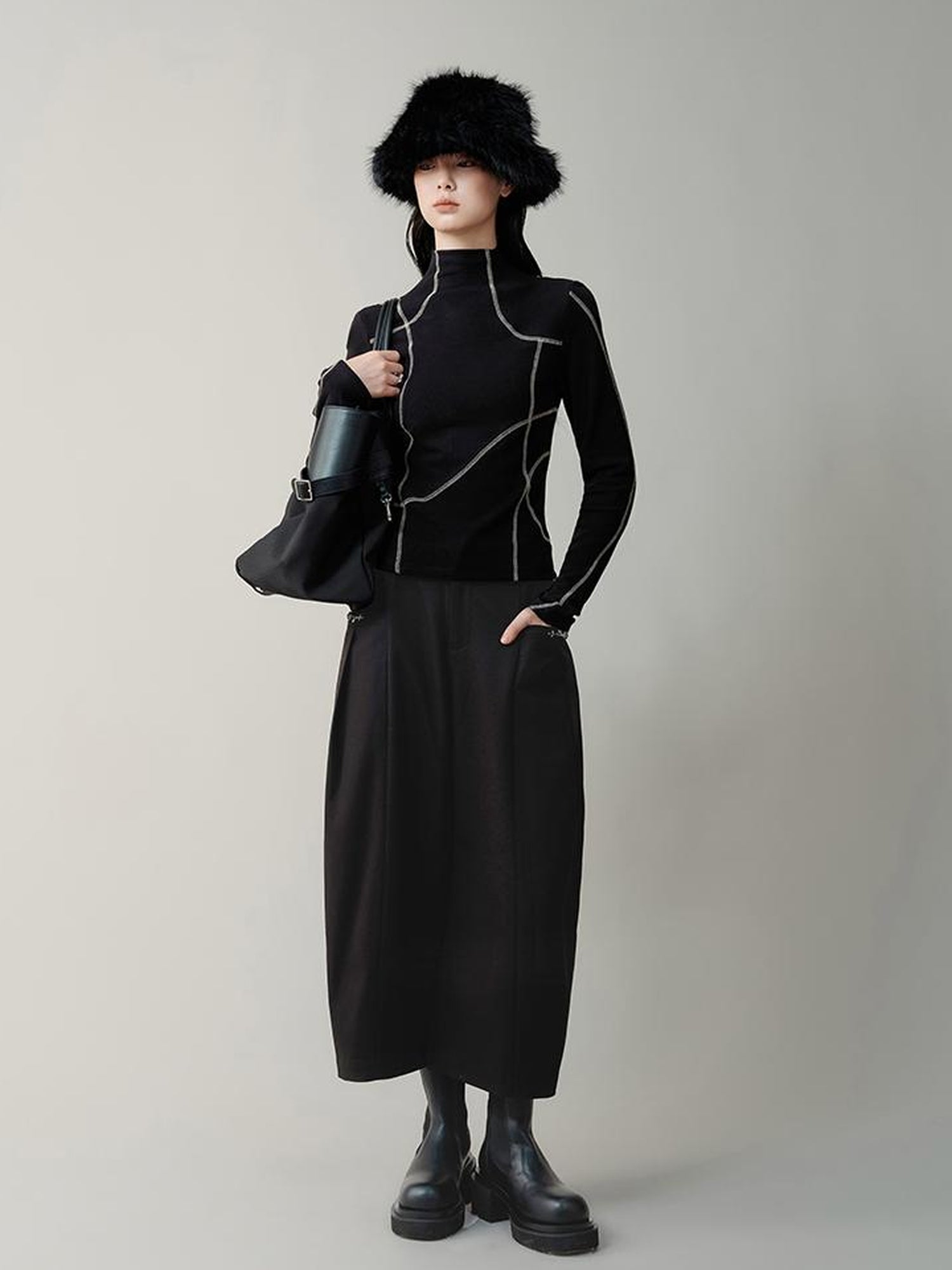 AnnoMundi Streamlined Metallic Rose Pleated Culottes