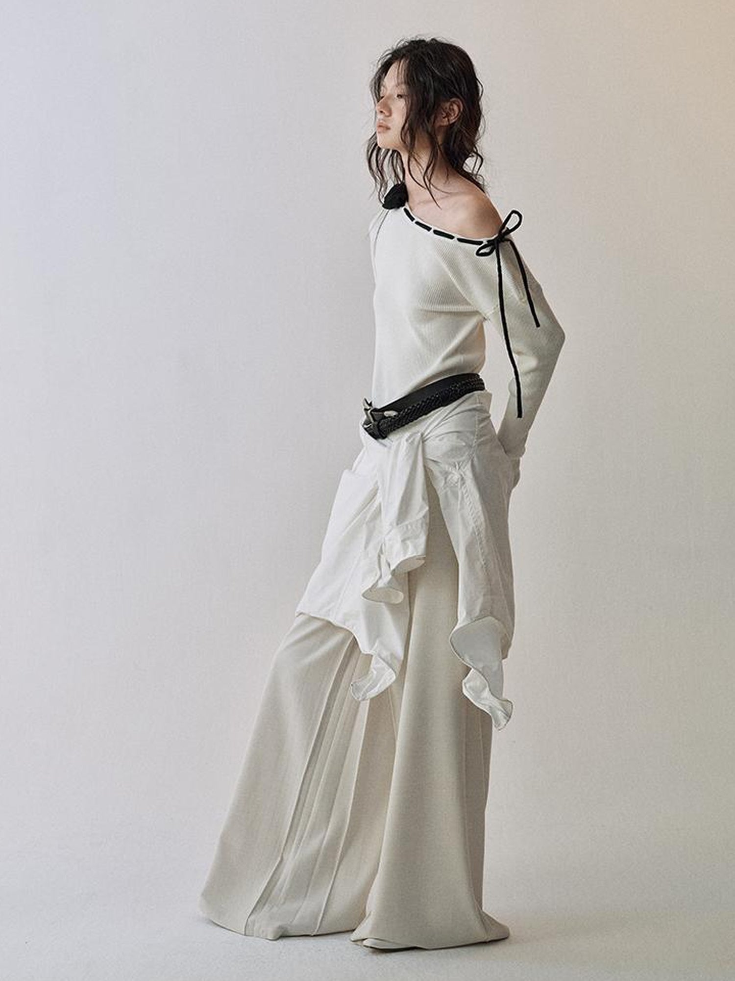 AnnoMundi Tailored Form White Shirt