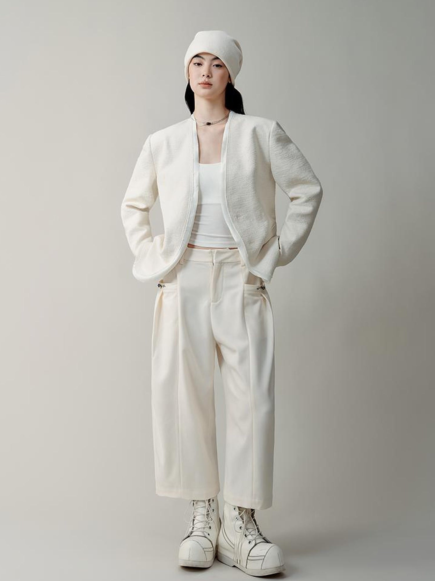 AnnoMundi Textured Arc Panel Blazer