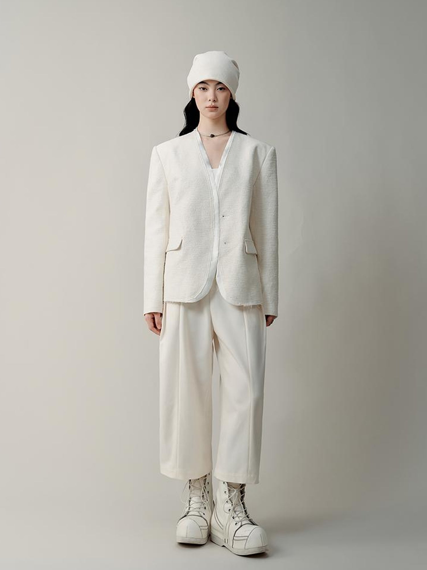 AnnoMundi Textured Arc Panel Blazer
