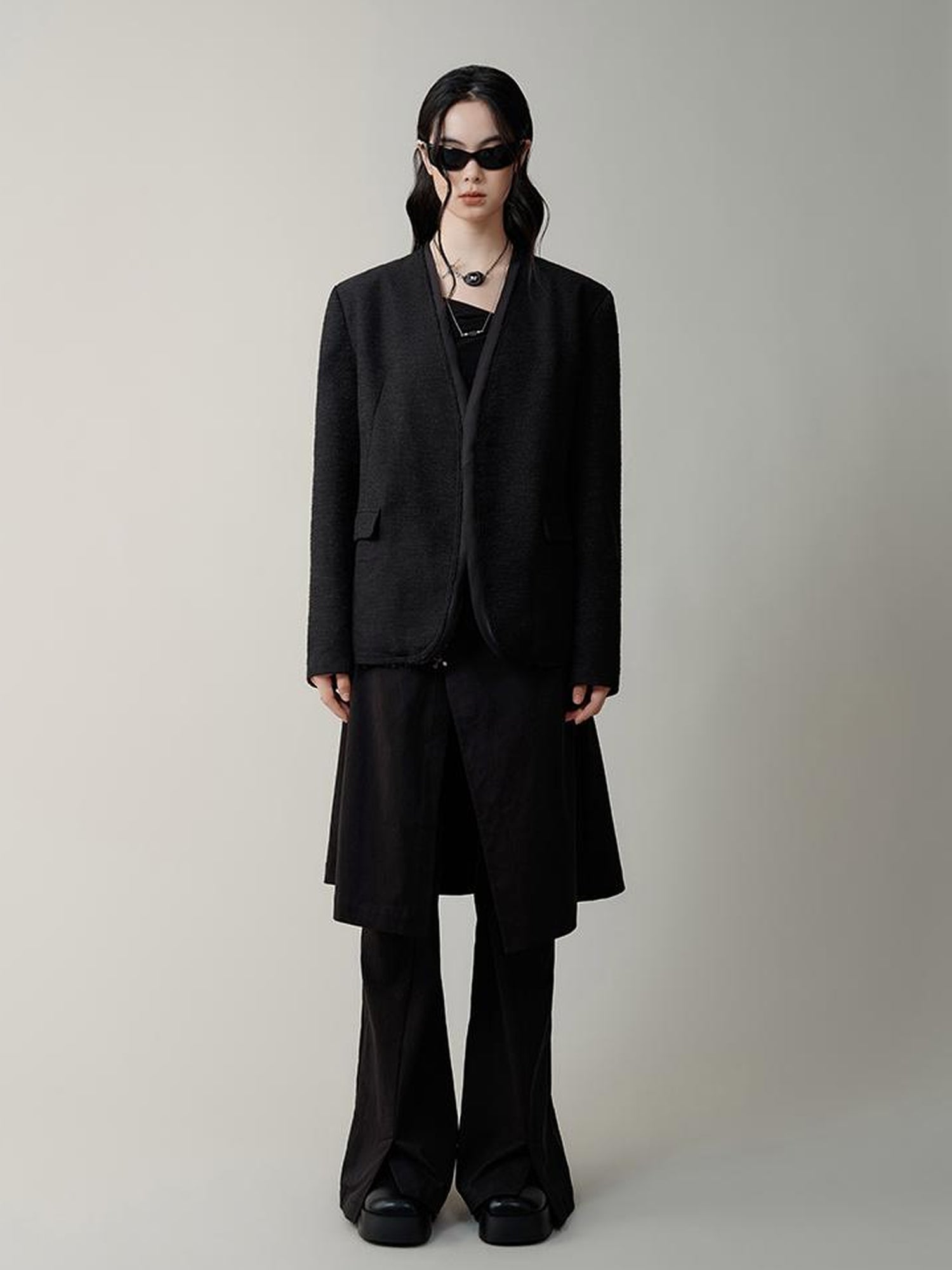 AnnoMundi Textured Arc Panel Blazer