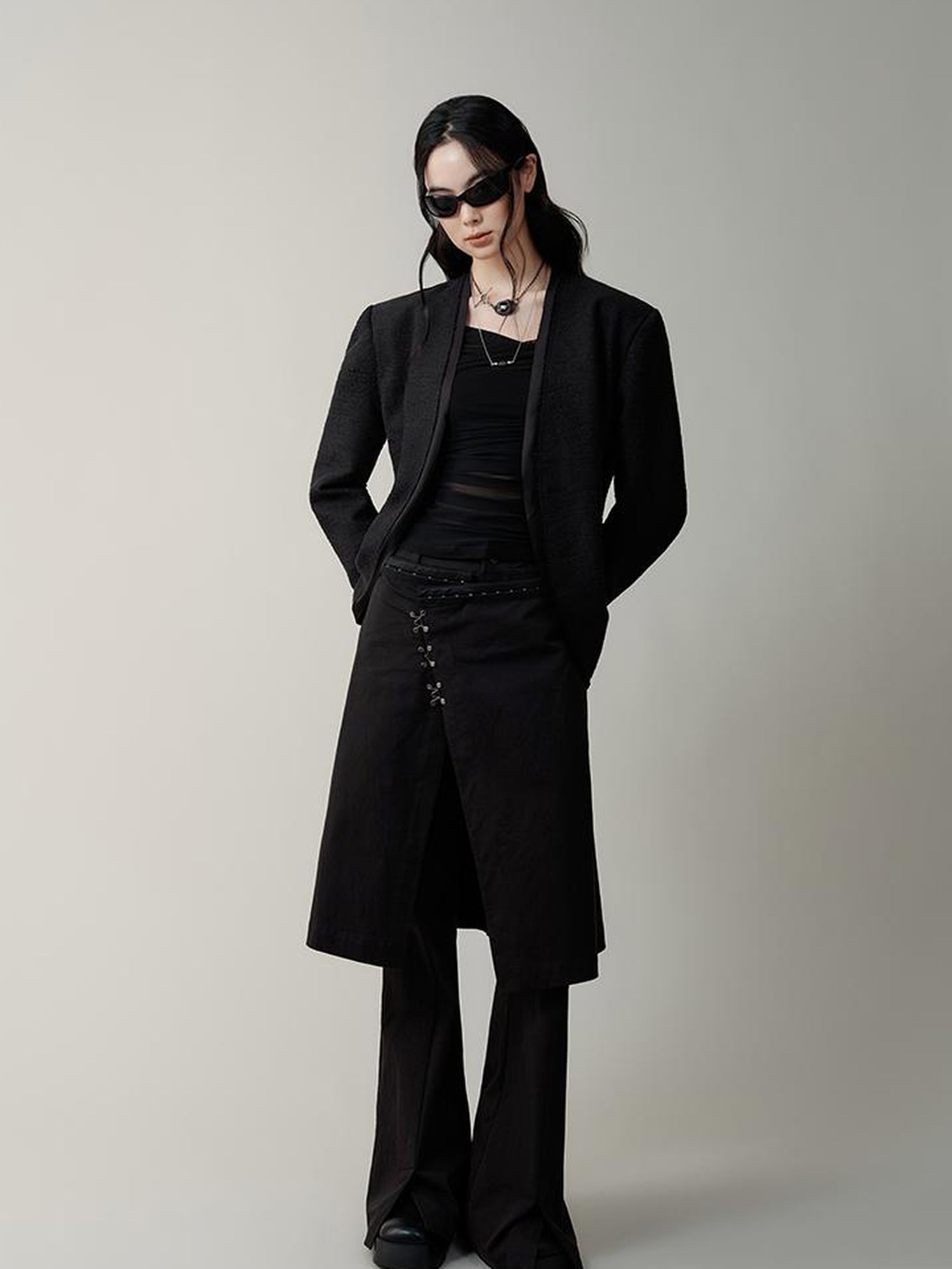 AnnoMundi Textured Arc Panel Blazer