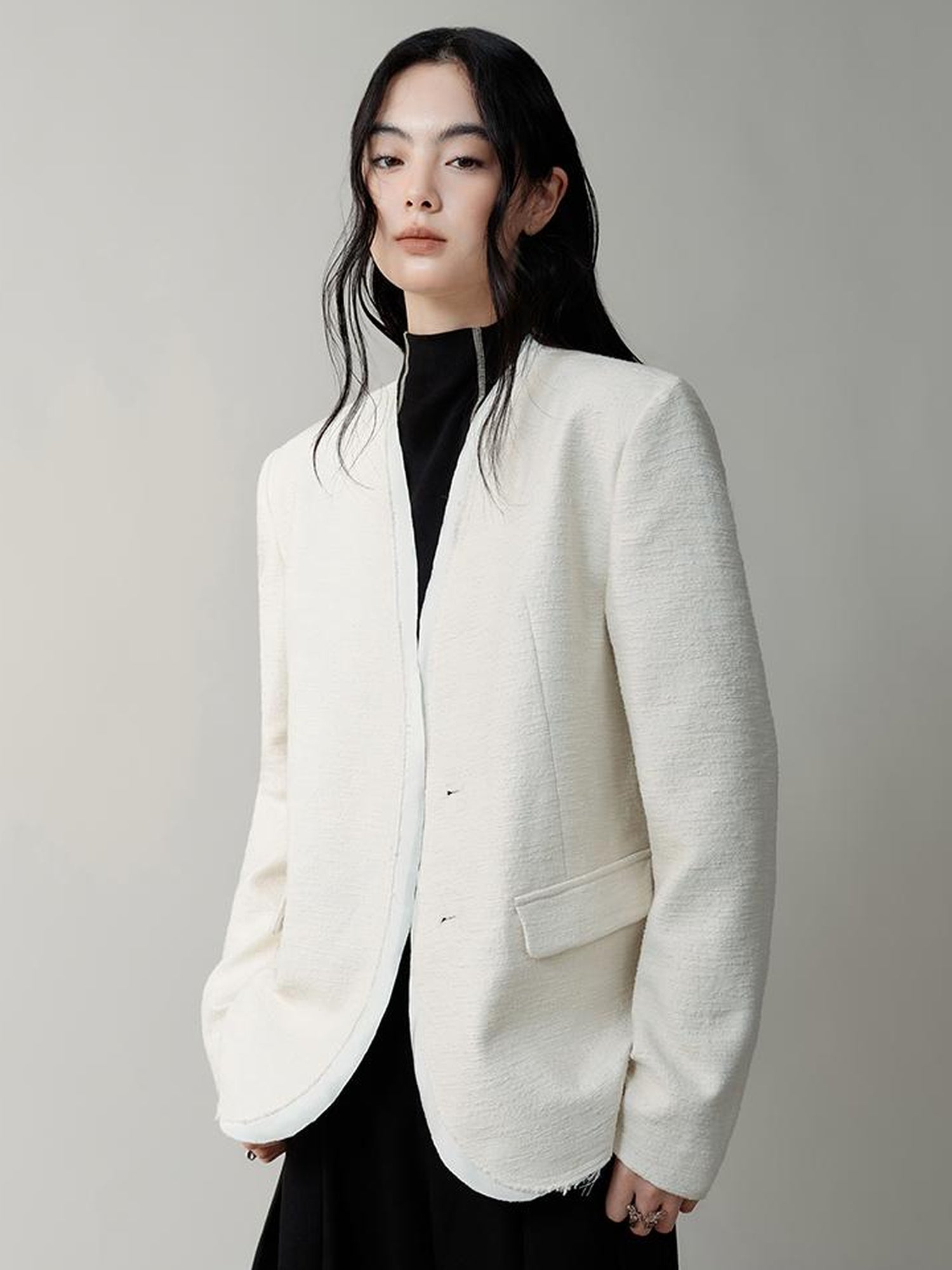 AnnoMundi Textured Arc Panel Blazer