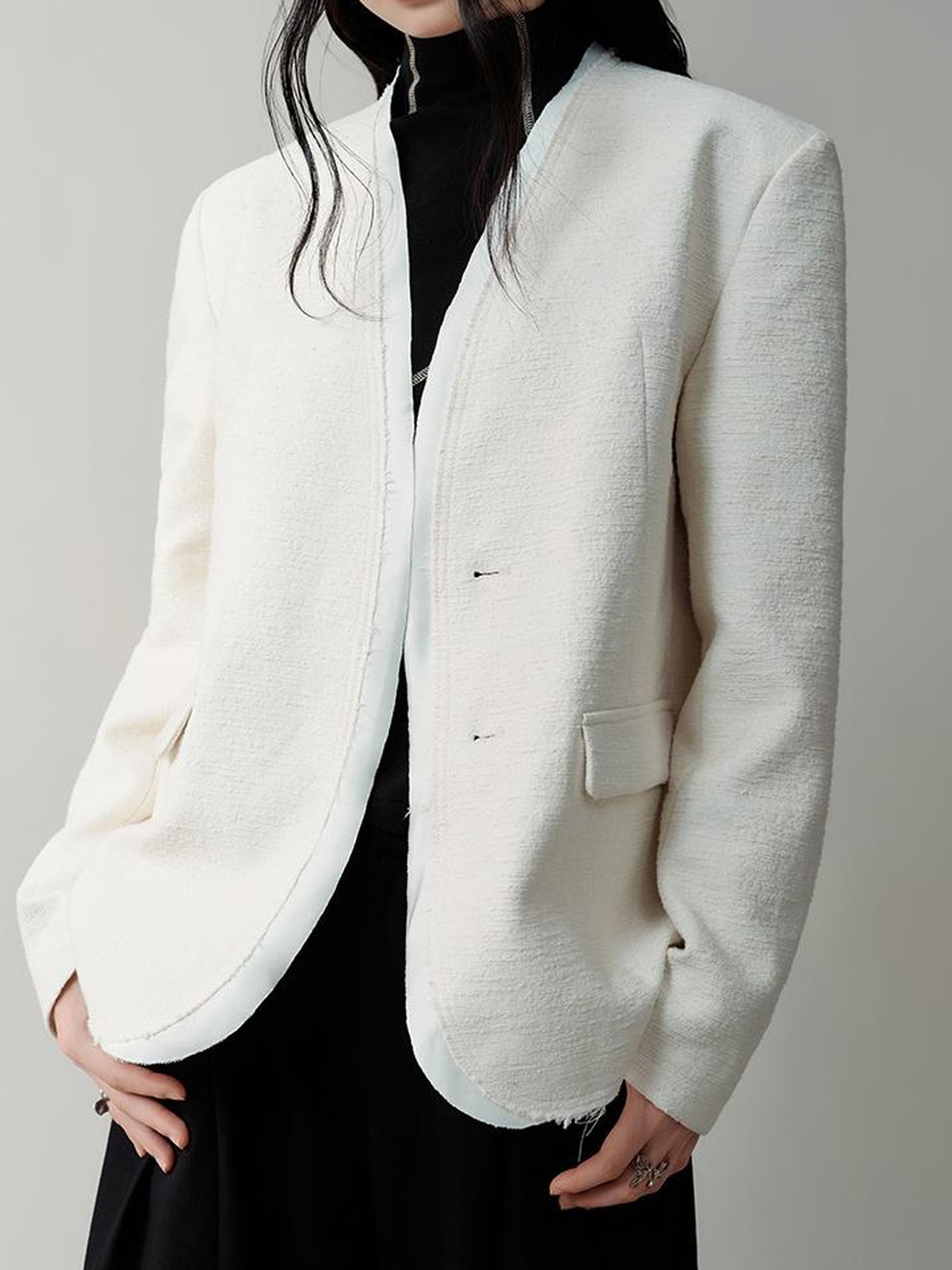 AnnoMundi Textured Arc Panel Blazer