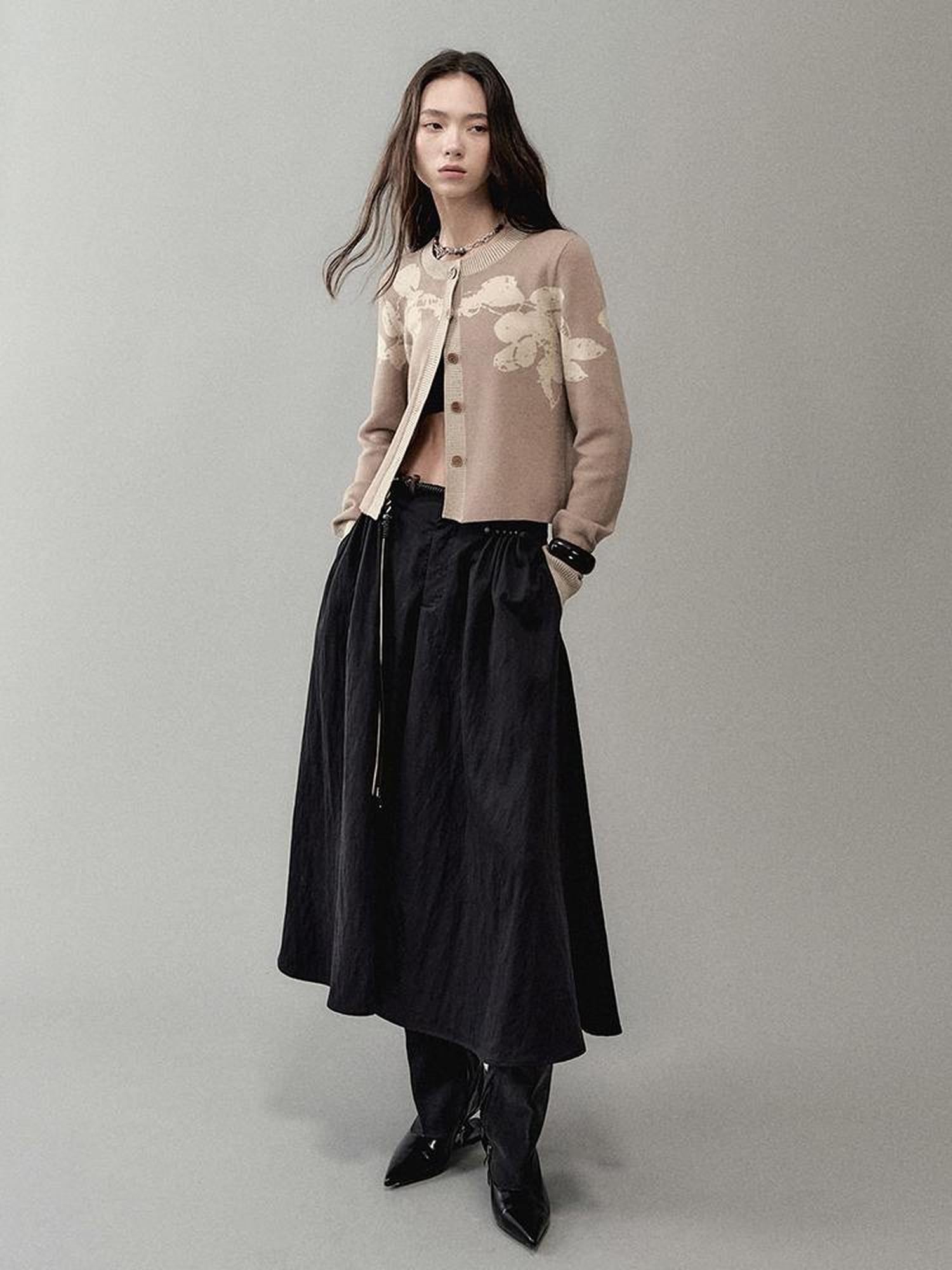 AnnoMundi Textured Floral Knit Cardigan
