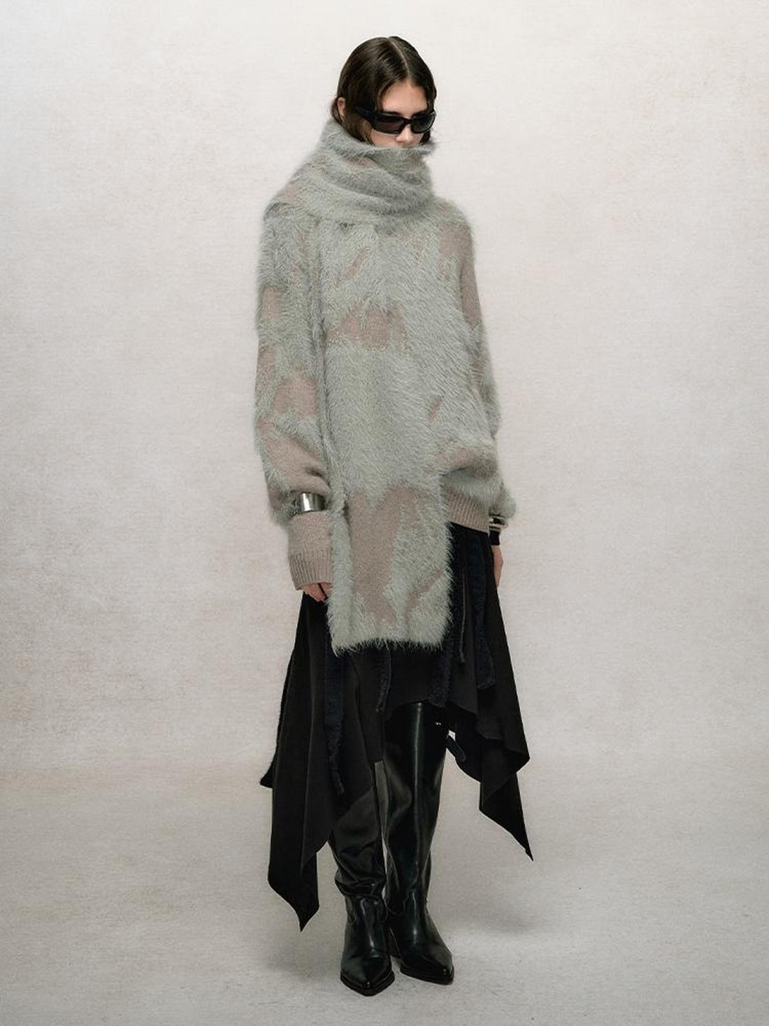 AnnoMundi Textured Knit Sweater With Irregular Jacquard Pattern