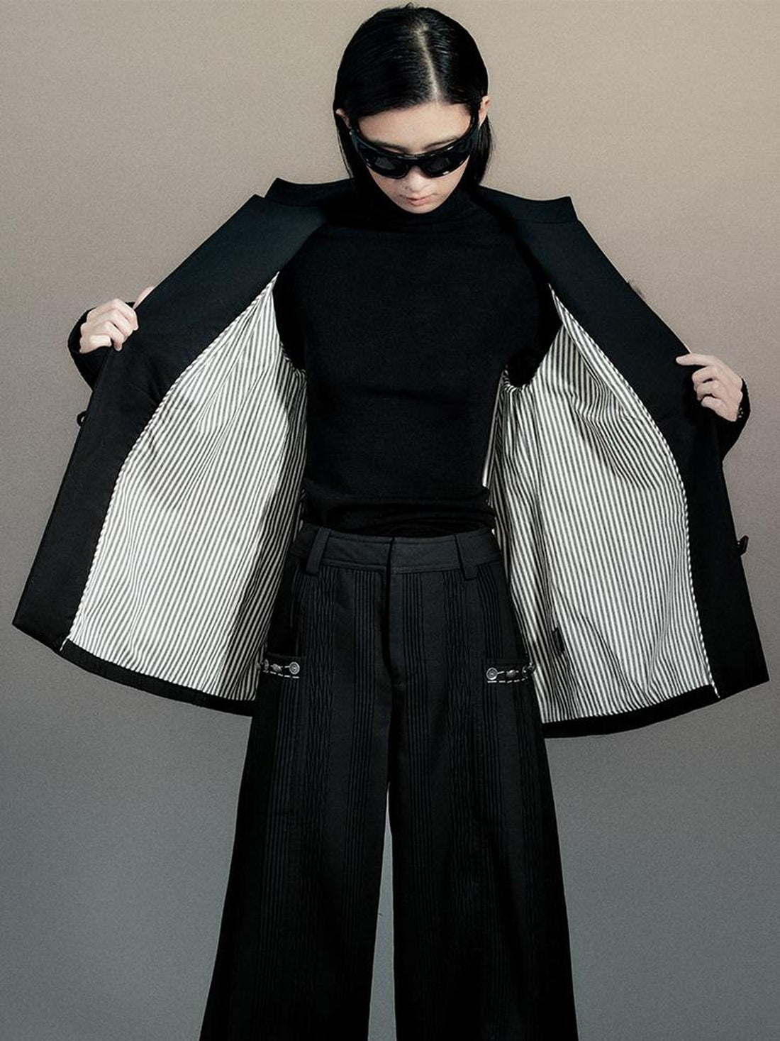 AnnoMundi Textured Willow Leaf Fold Jacket V Neck T Shirt Long Sleeve