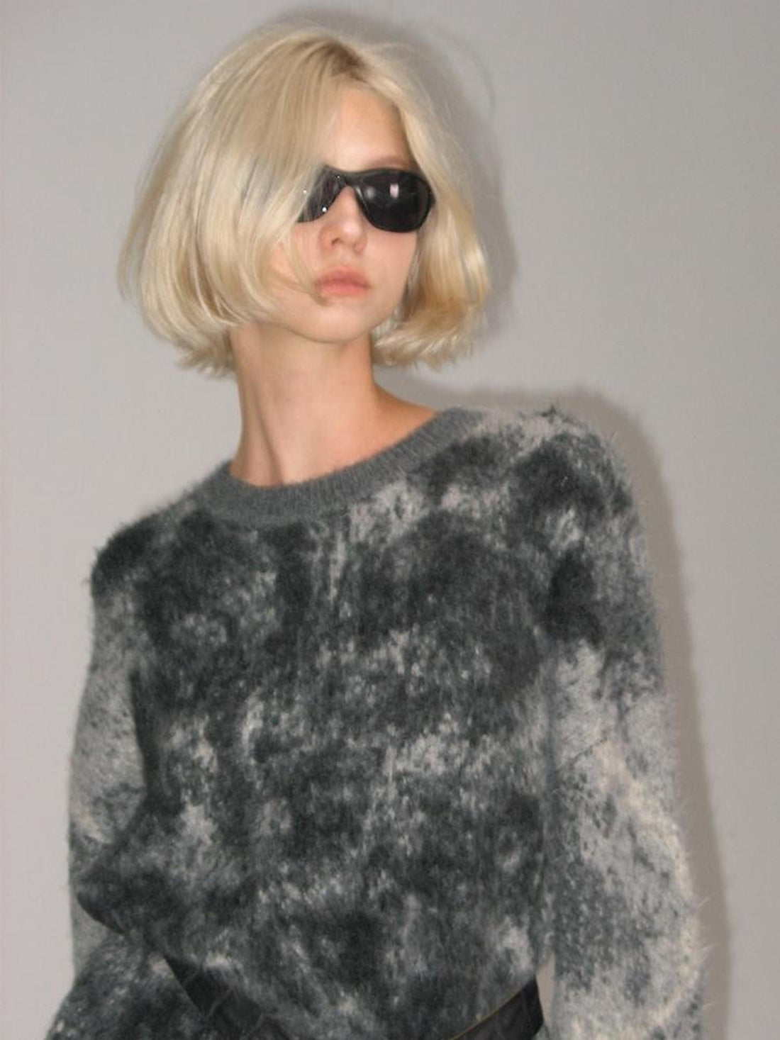 AnnoMundi Textured Yoke Sweater In Dual Tones