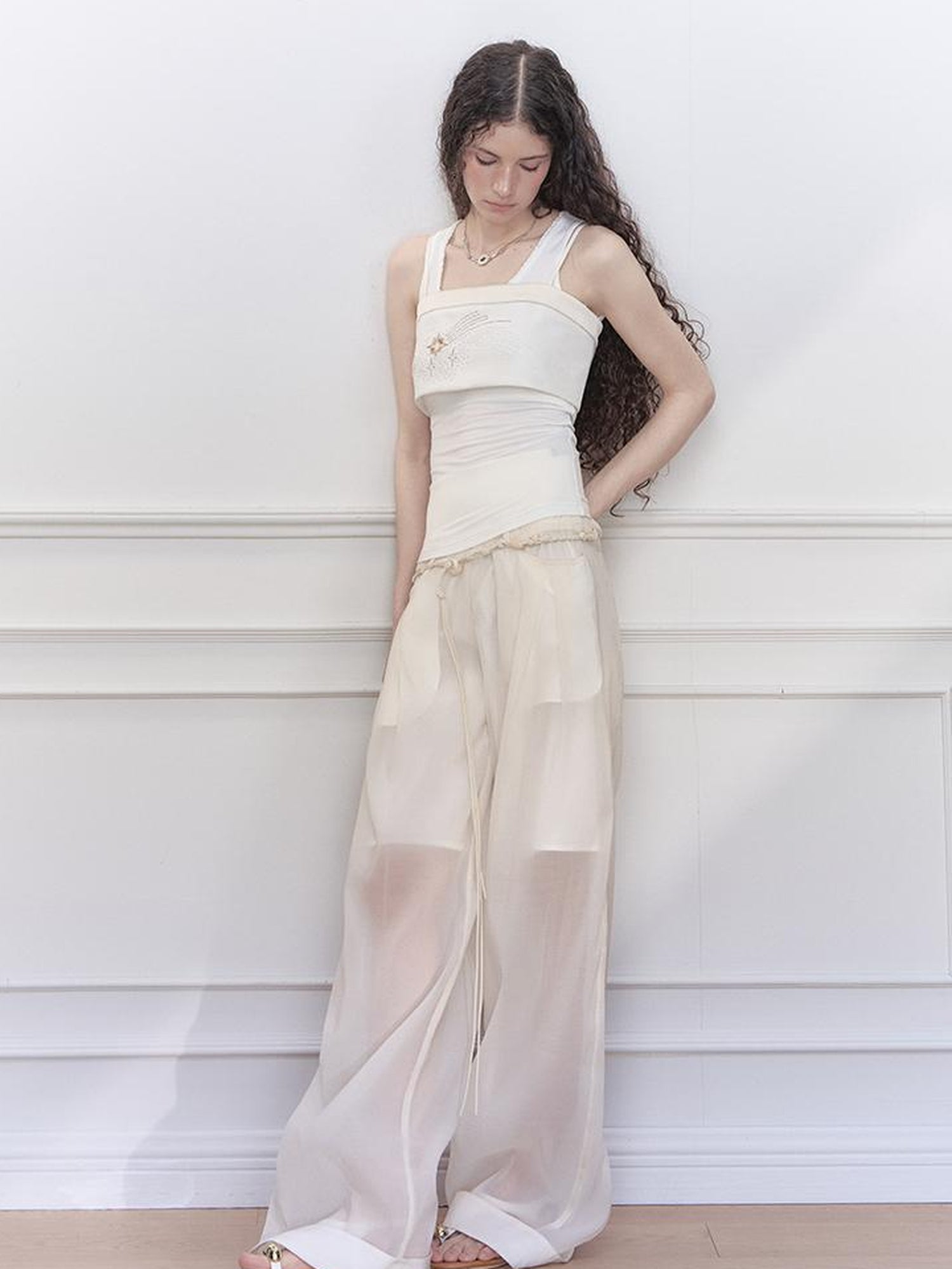 AnnoMundi Two Layer Lace Trimmed Knit Vest Summer Sleeveless Camisole Top